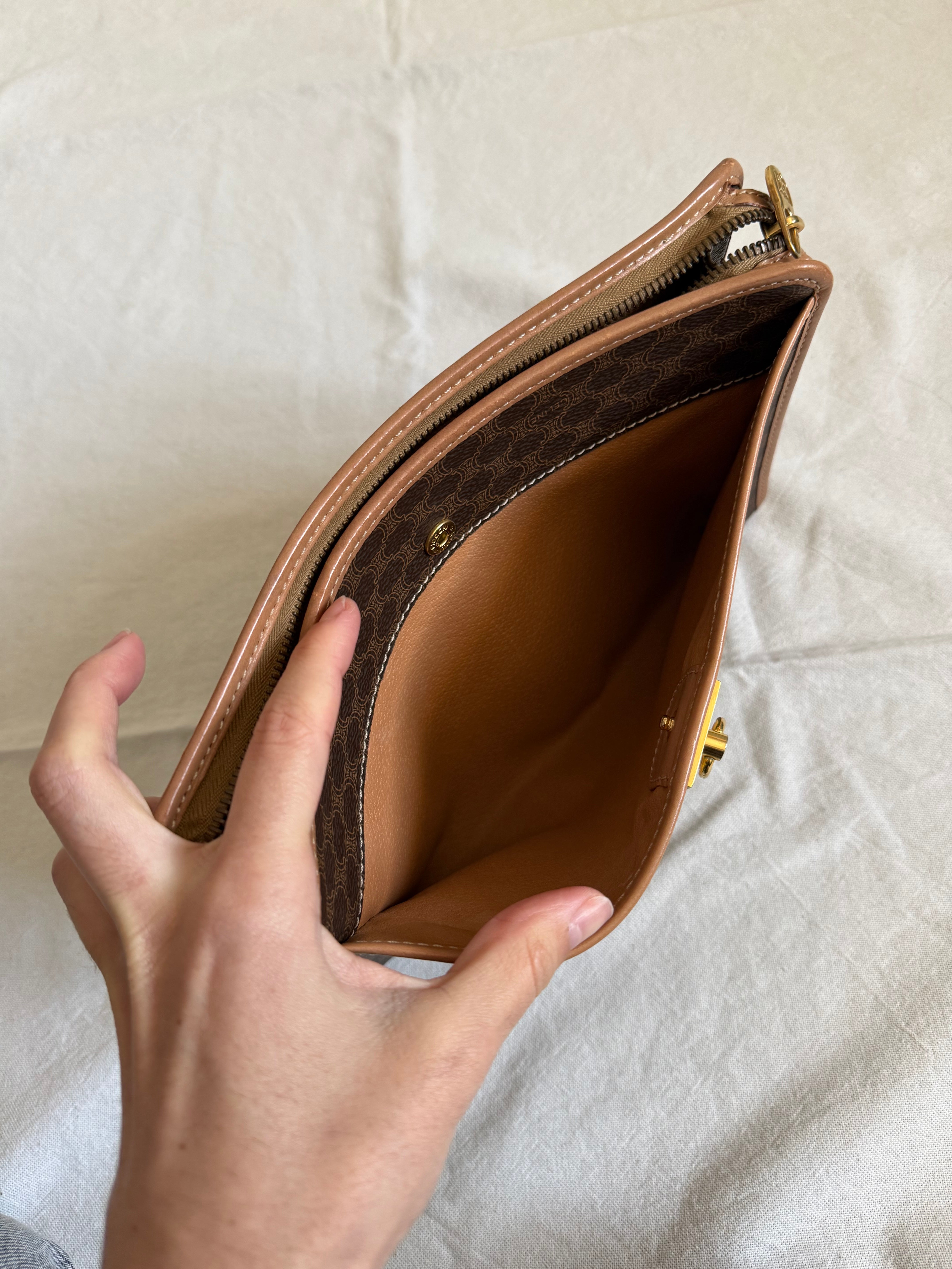 Pochette Céline vintage - Toile triomphe et cuir naturel