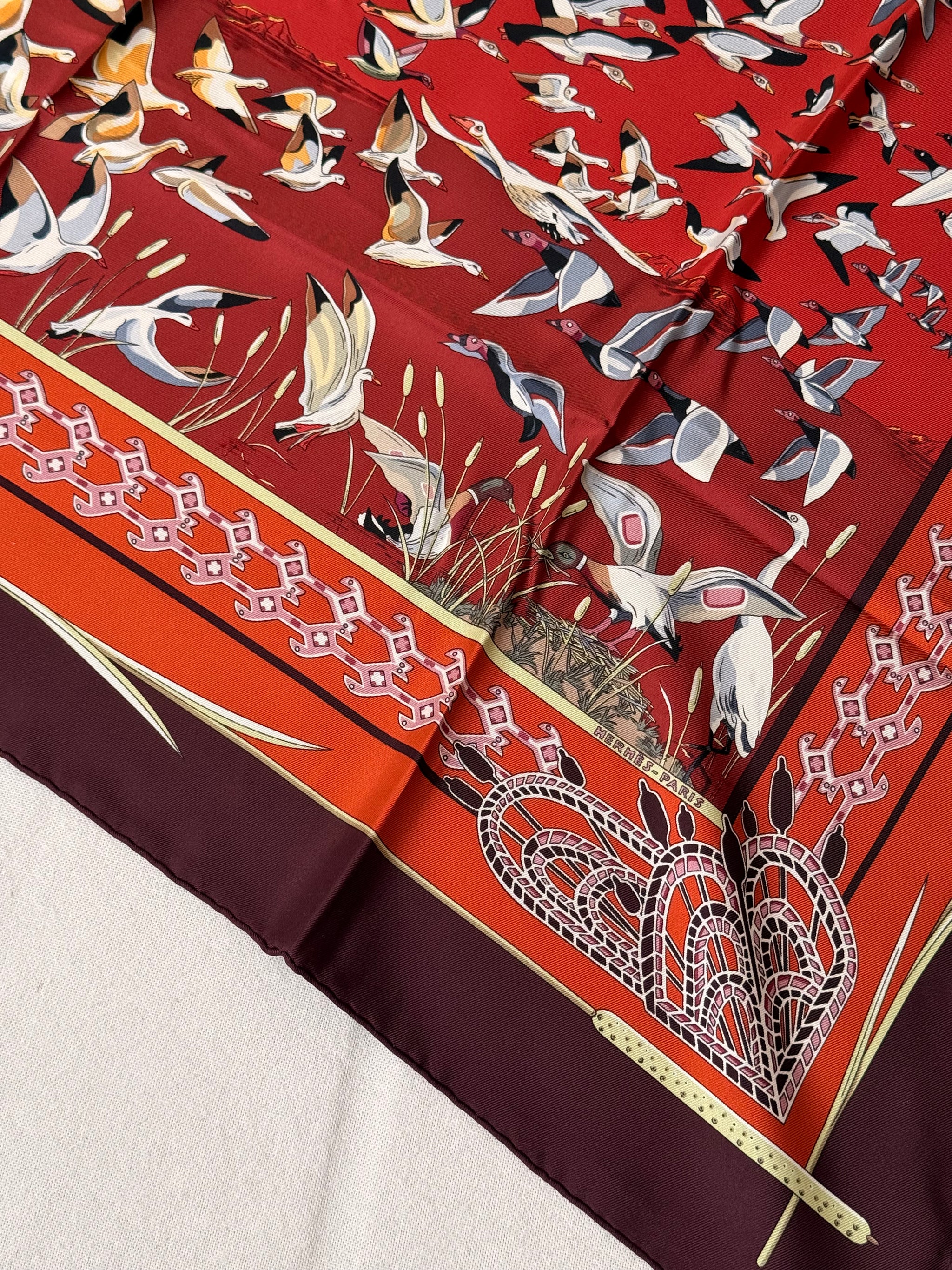 Foulard Hermès – Modèle Libres Comme L’Air