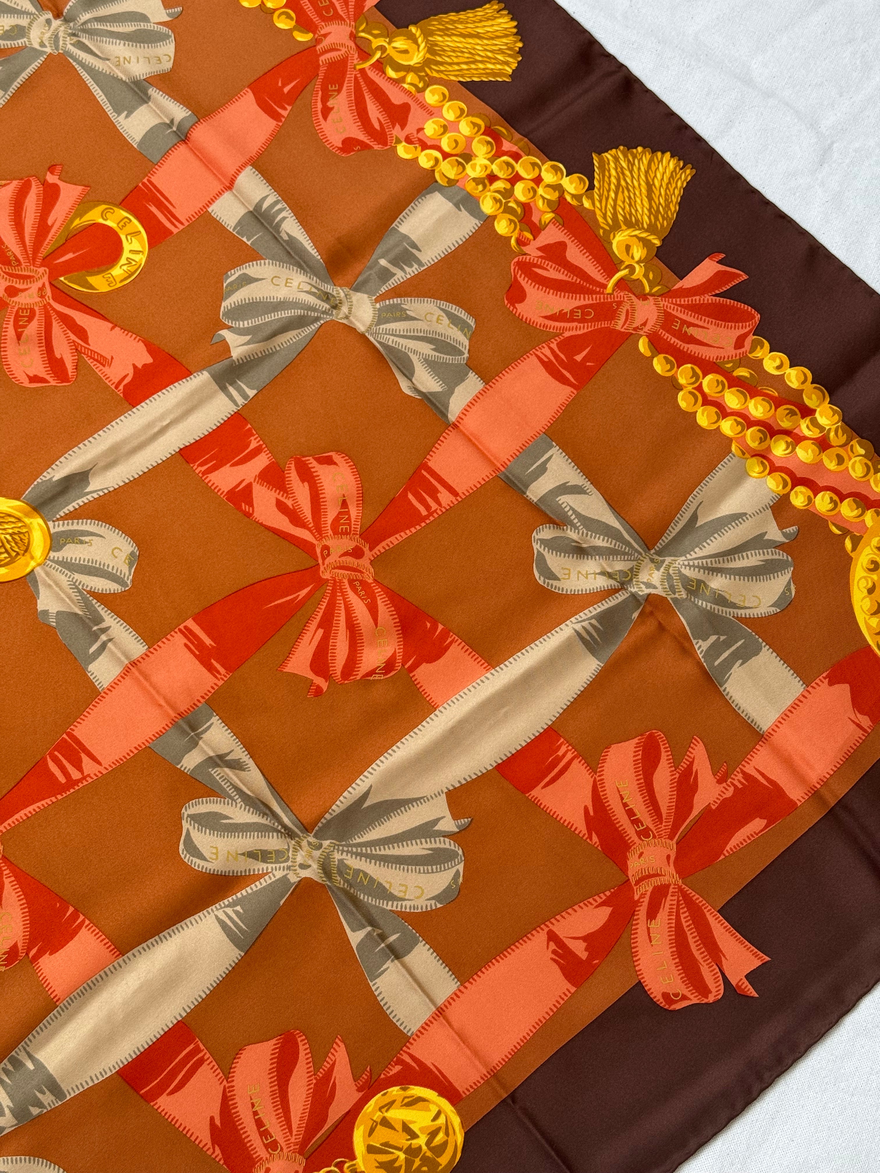 Celine Scarf – Knot Patterns
