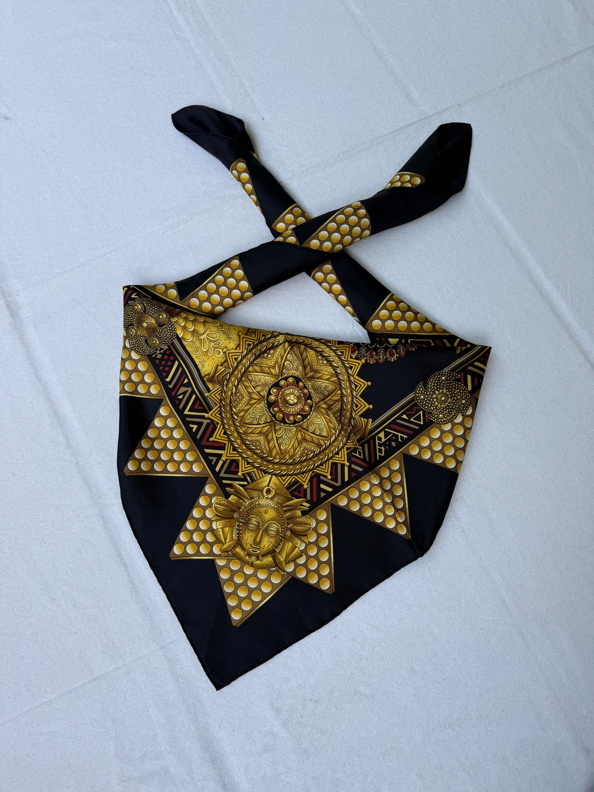 Foulard Hermès – Modèle L'or des chefs