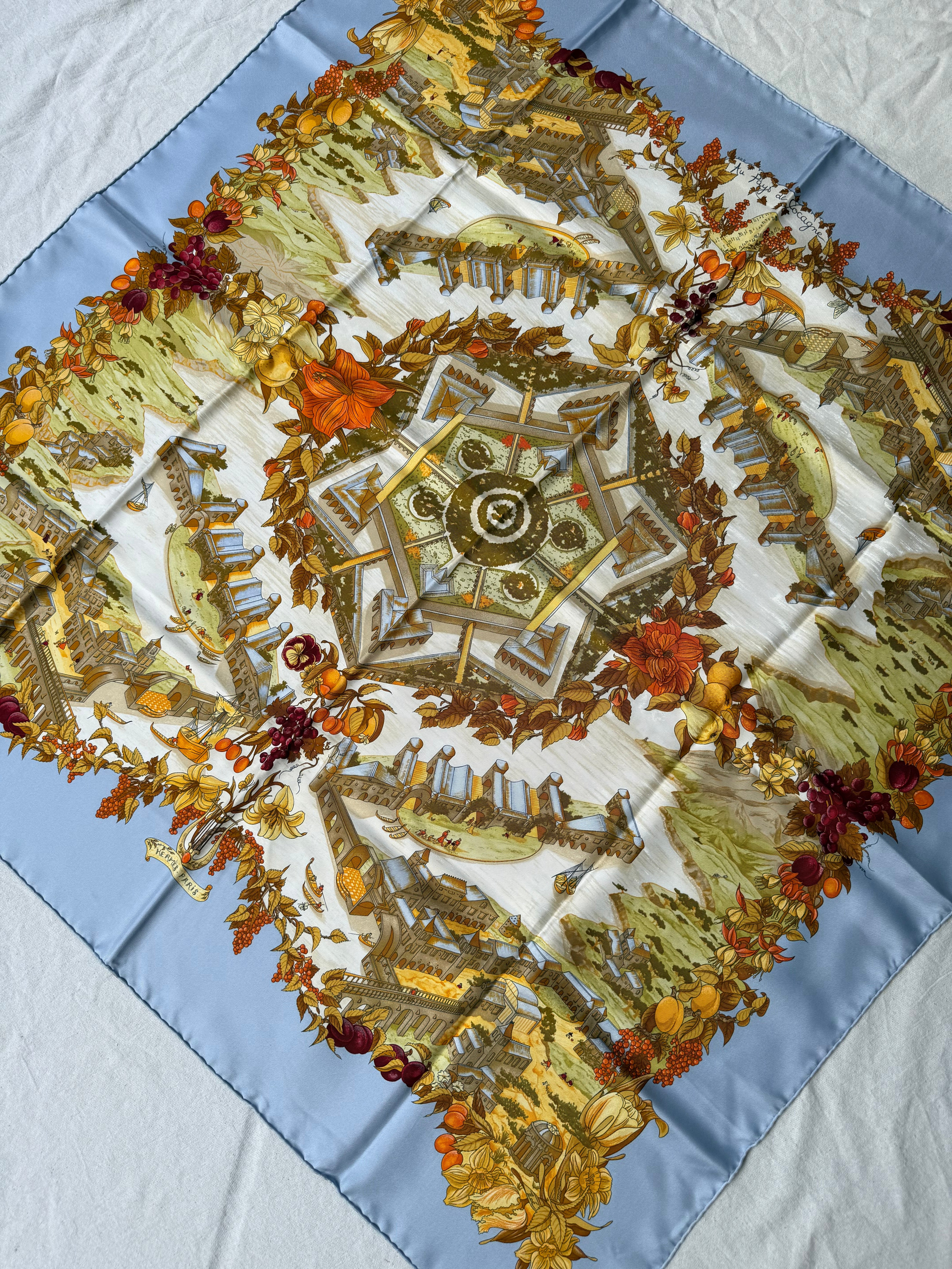 Foulard Hermès – Modèle Au pays de Cocagne