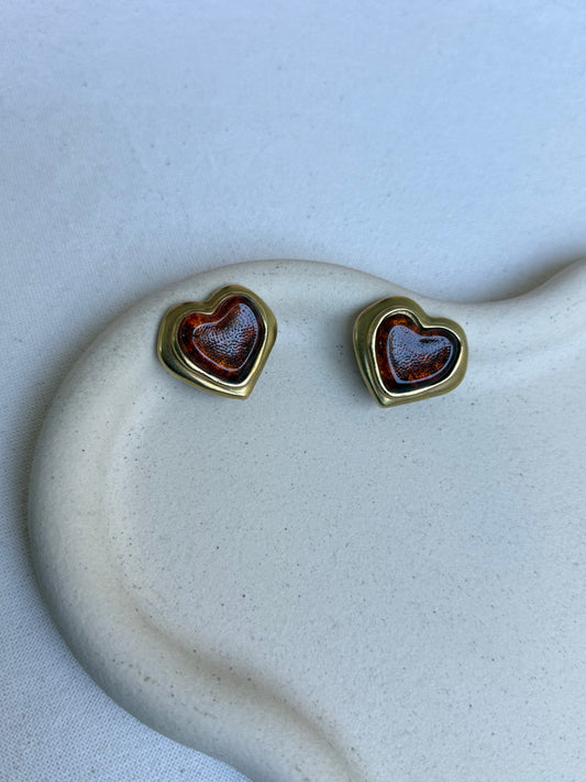 Boucles d’oreilles vintage - Coeurs cabochons résine ambrée