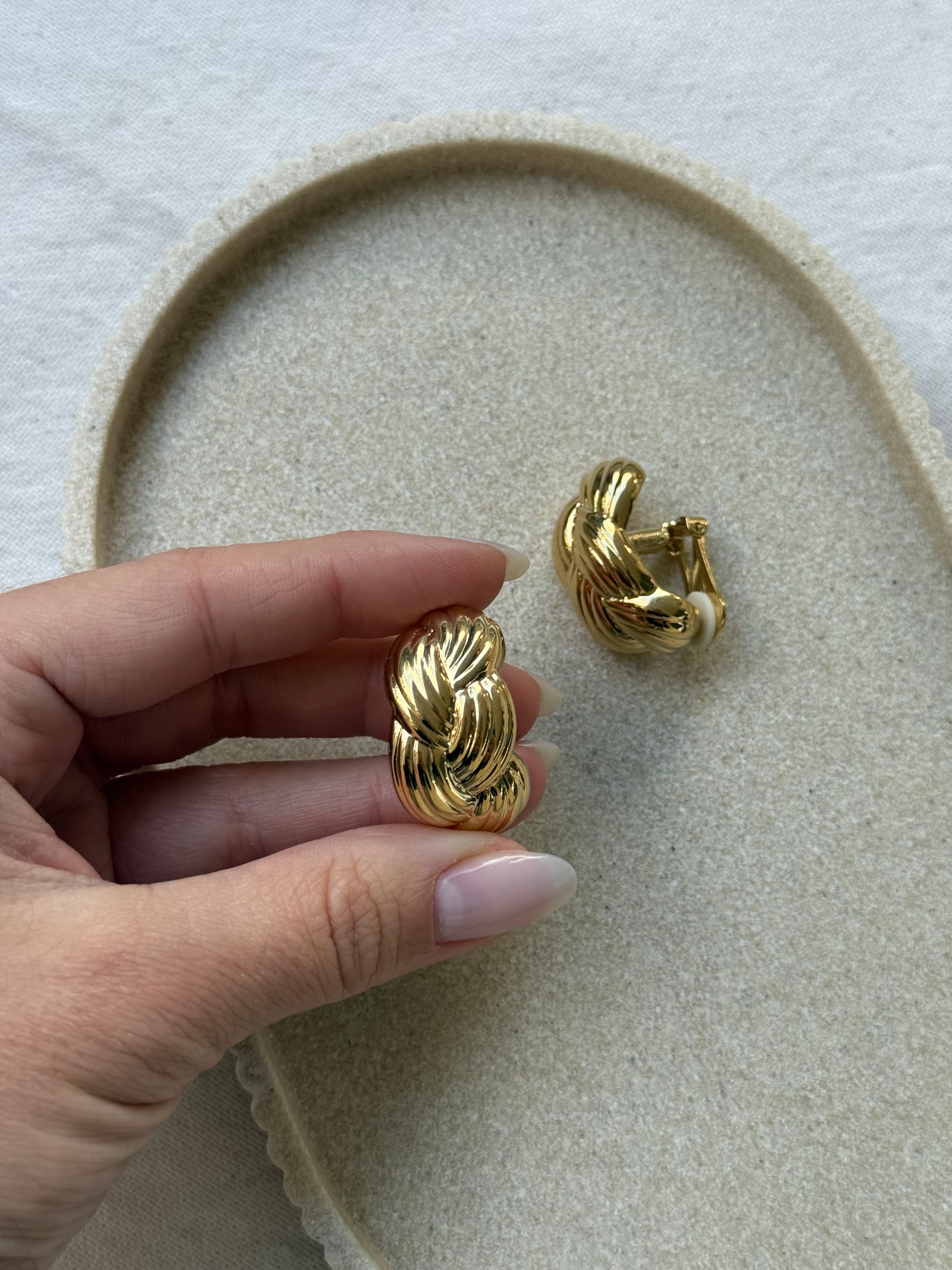 Boucles d’oreilles vintage - Créoles tressées dorées