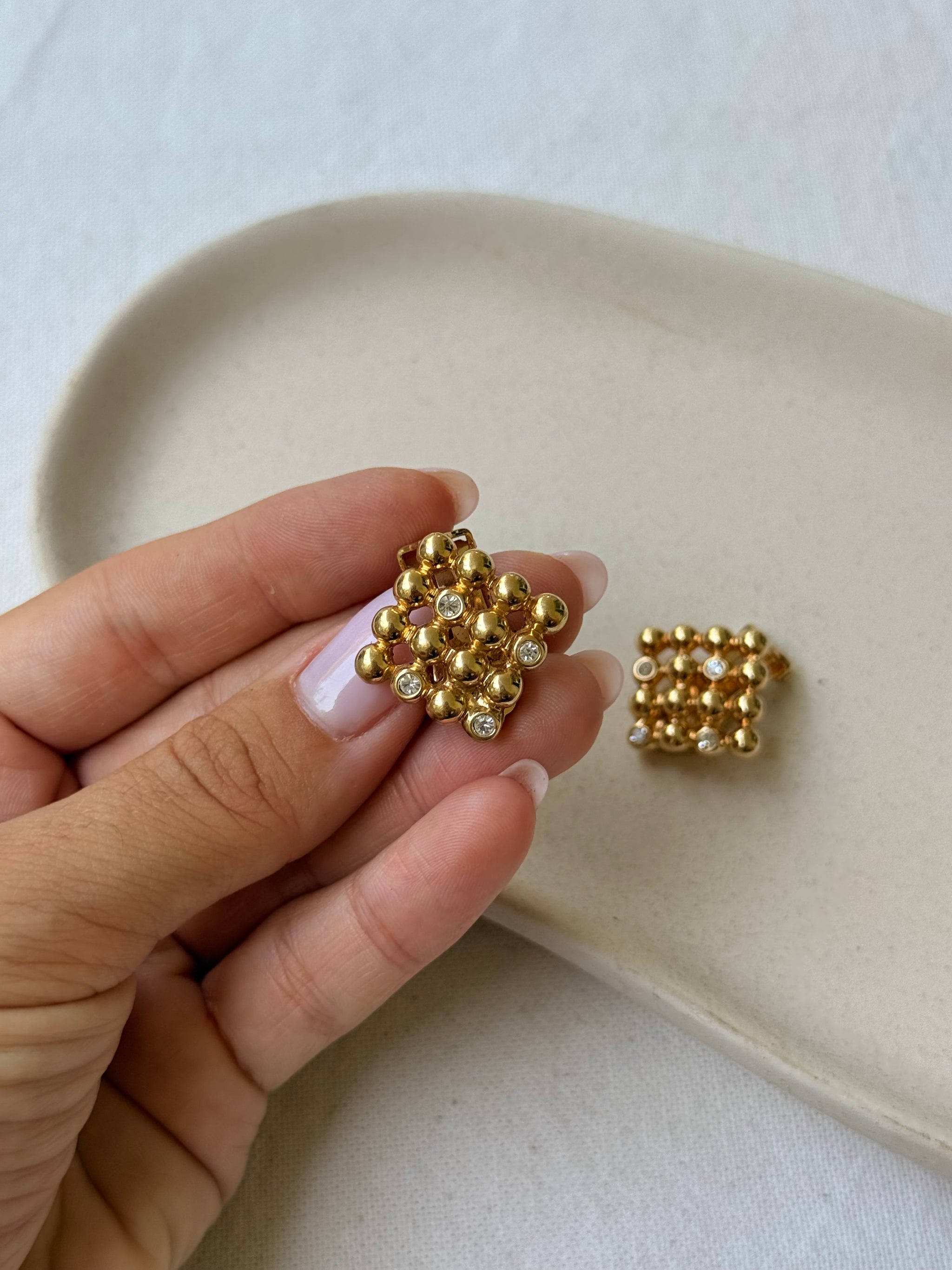 Boucles d’oreilles Christian Dior vintage - Dorées et strass