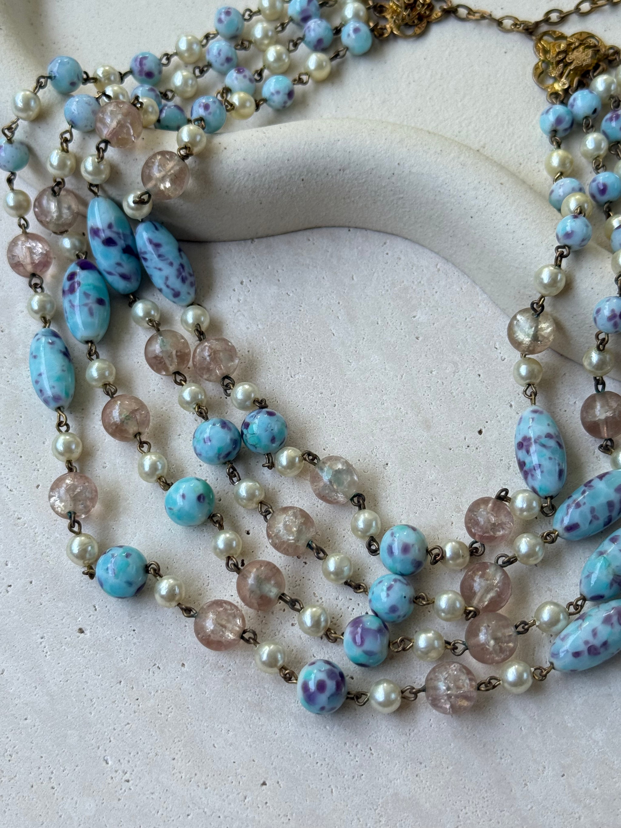 Collier vintage pâte de verre 4 rangs