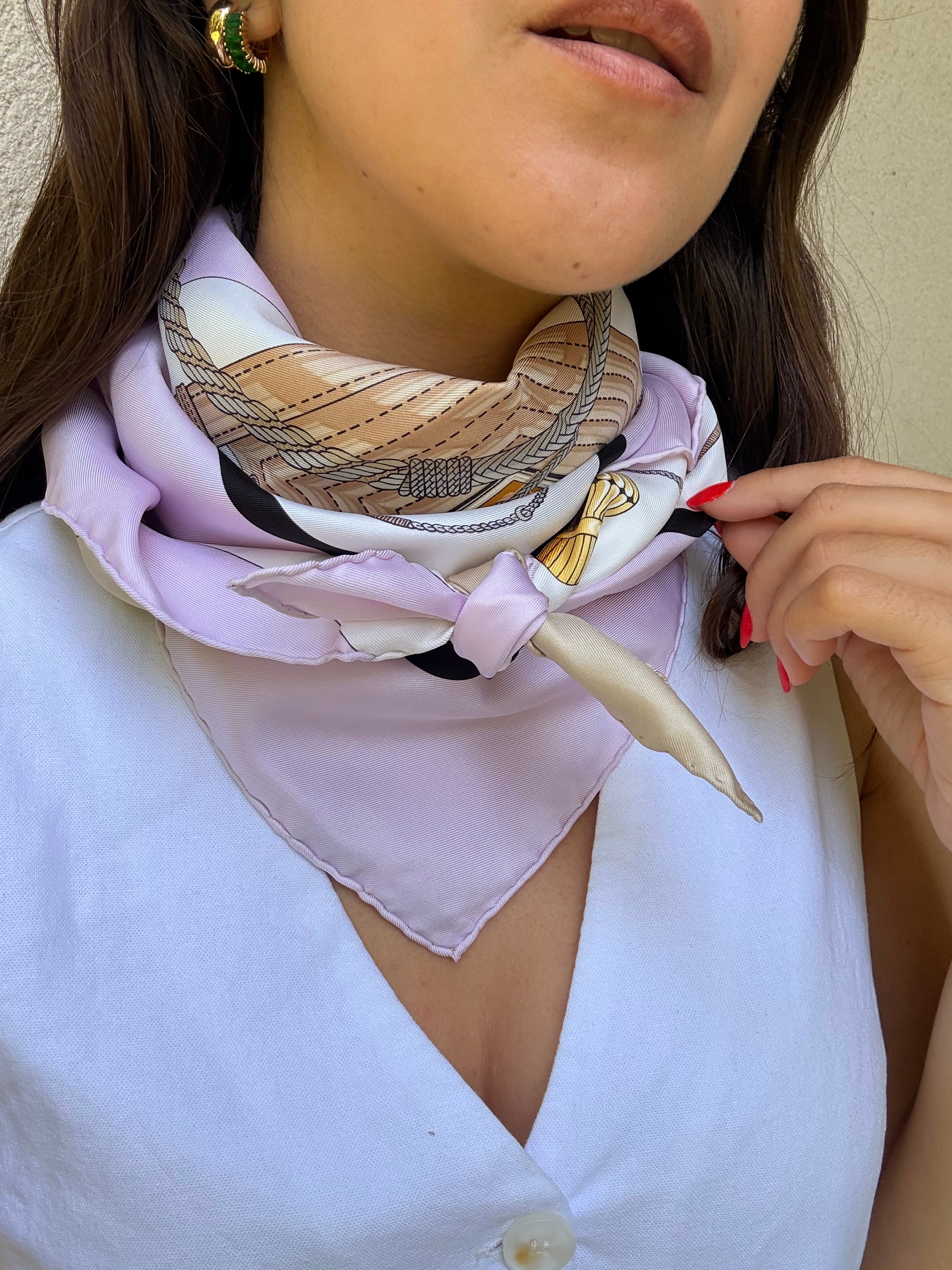 Foulard Hermès – Modèle Clic Clac