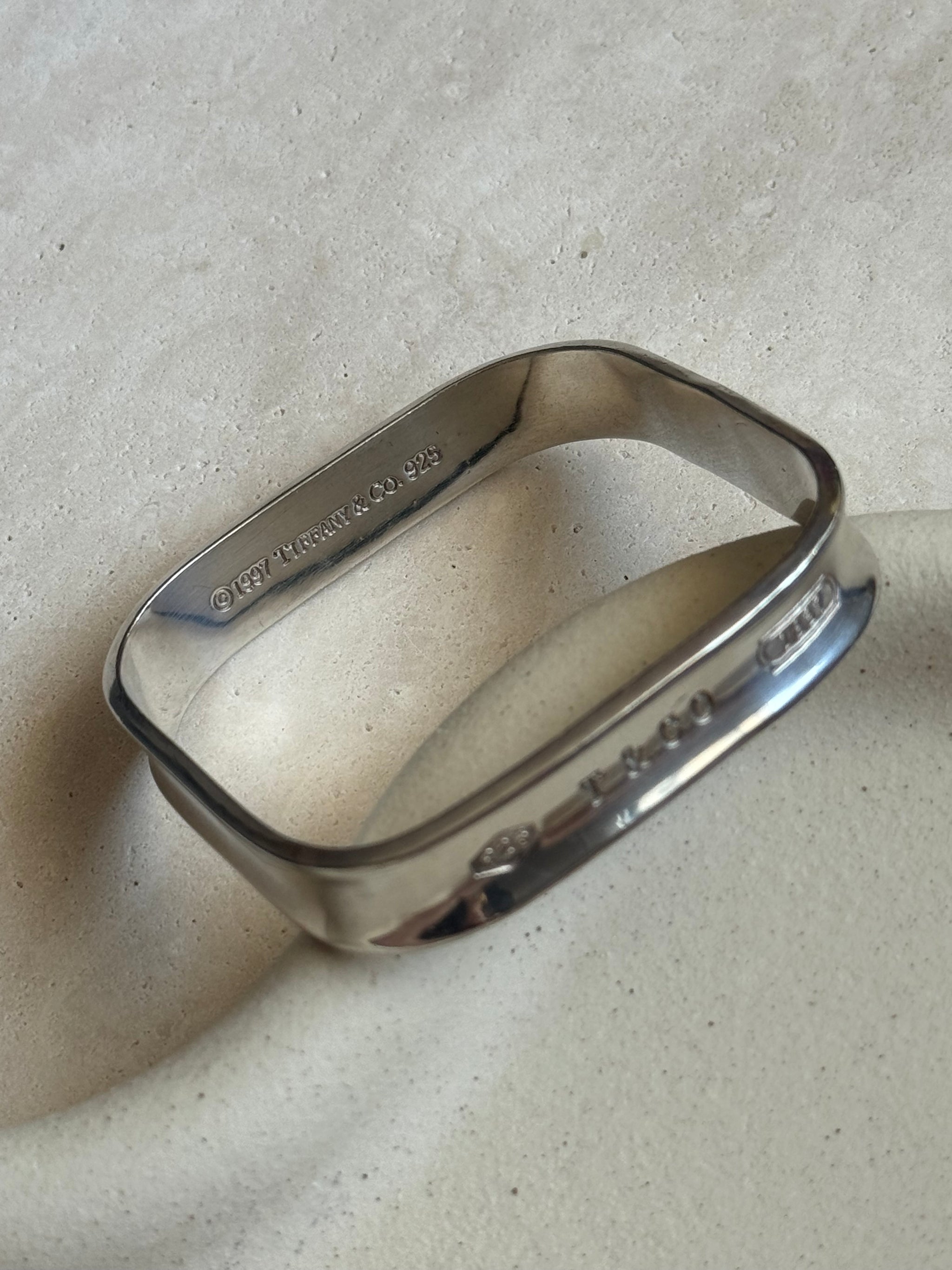 Jonc Tiffany & Co vintage – Carré en argent