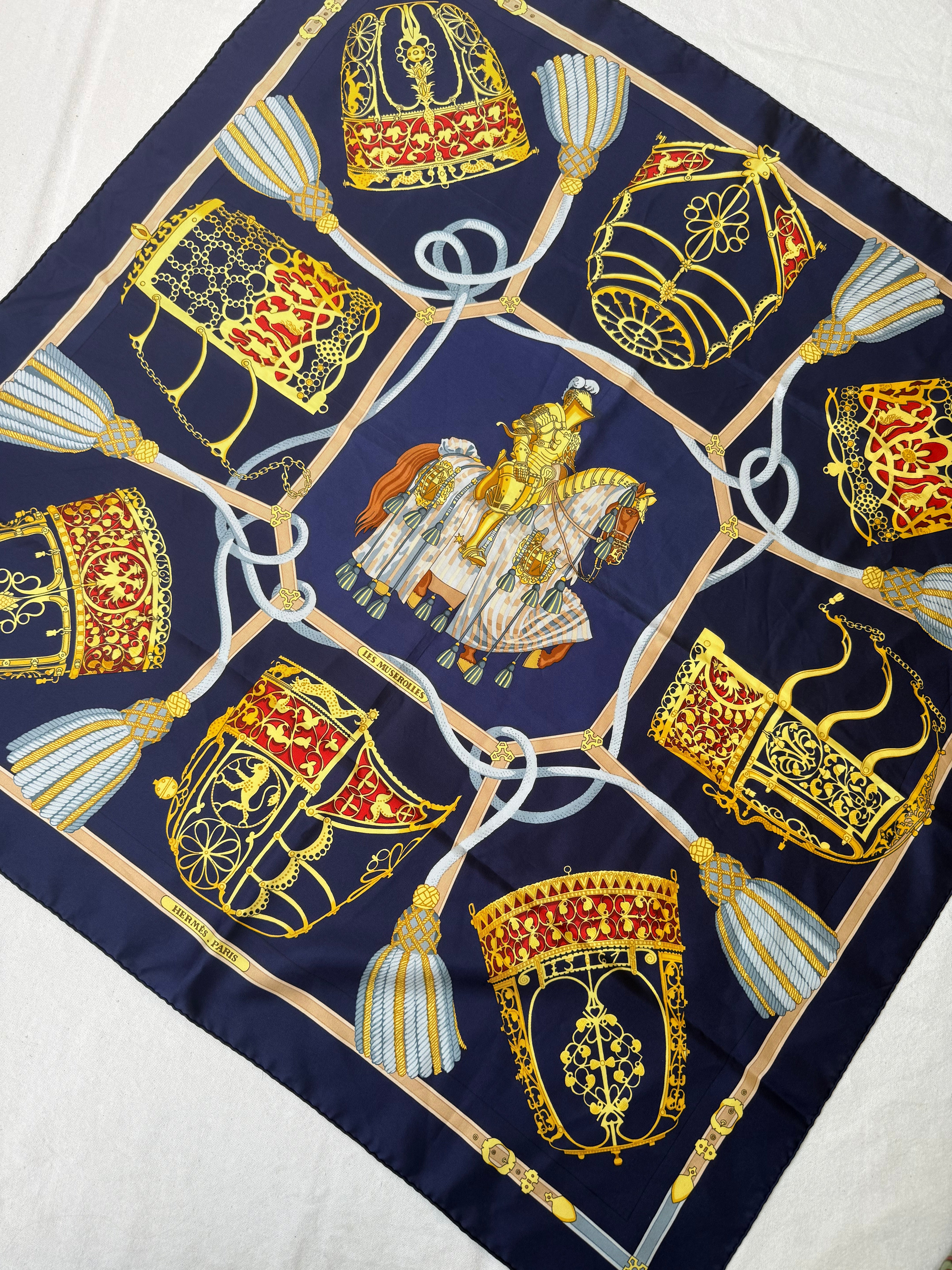 Foulard Hermès – Modèle Les Muserolles