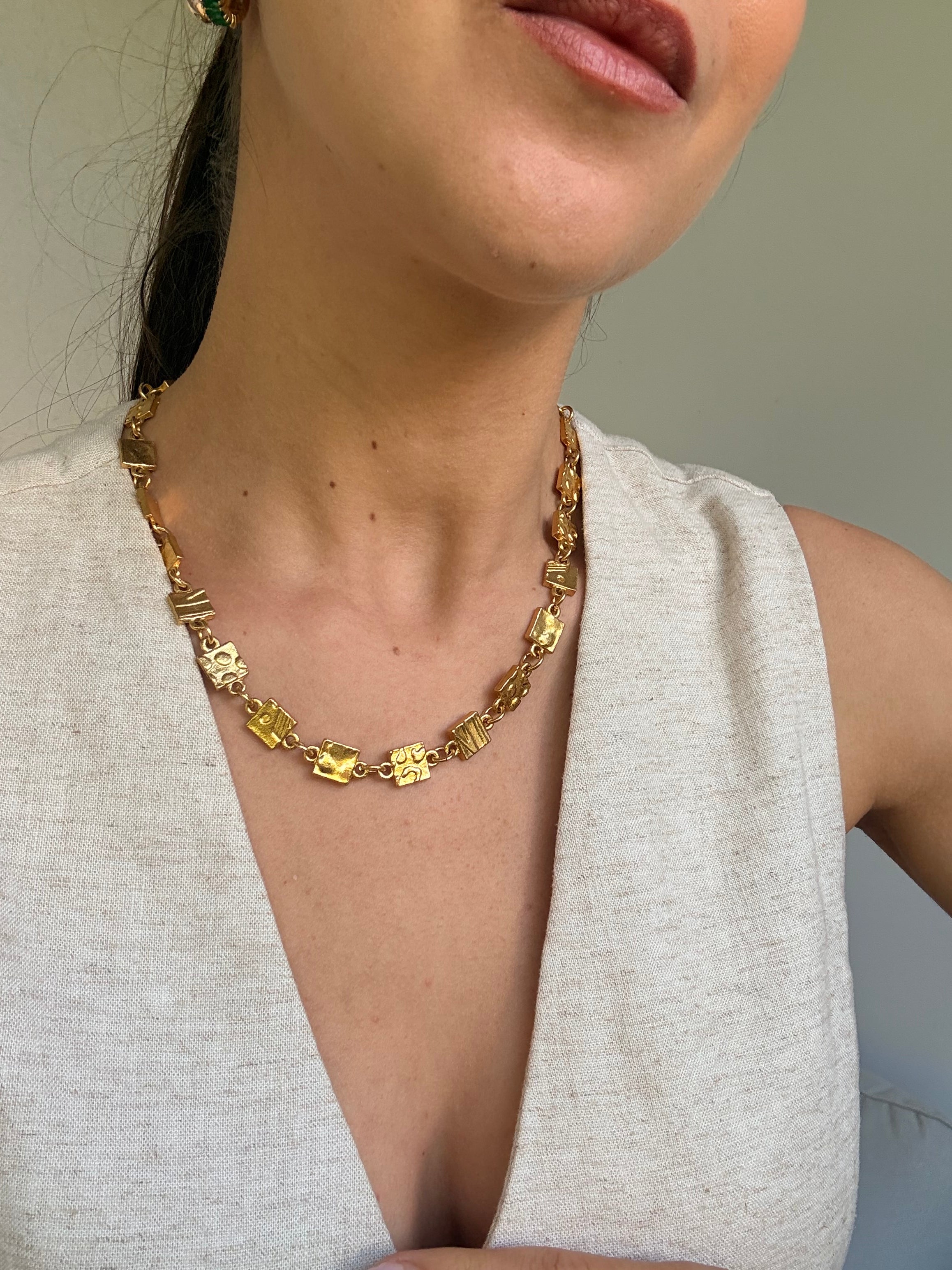 Collier Biche de Berre vintage - Maille géométrique dorée