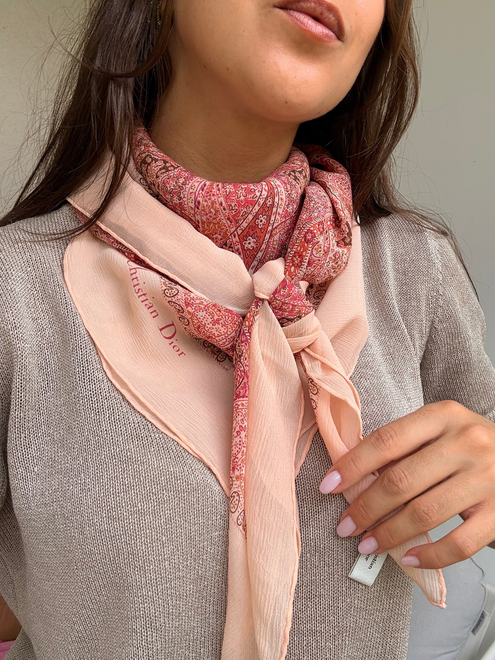 Foulard Christian Dior vintage – Motifs cachemire rose