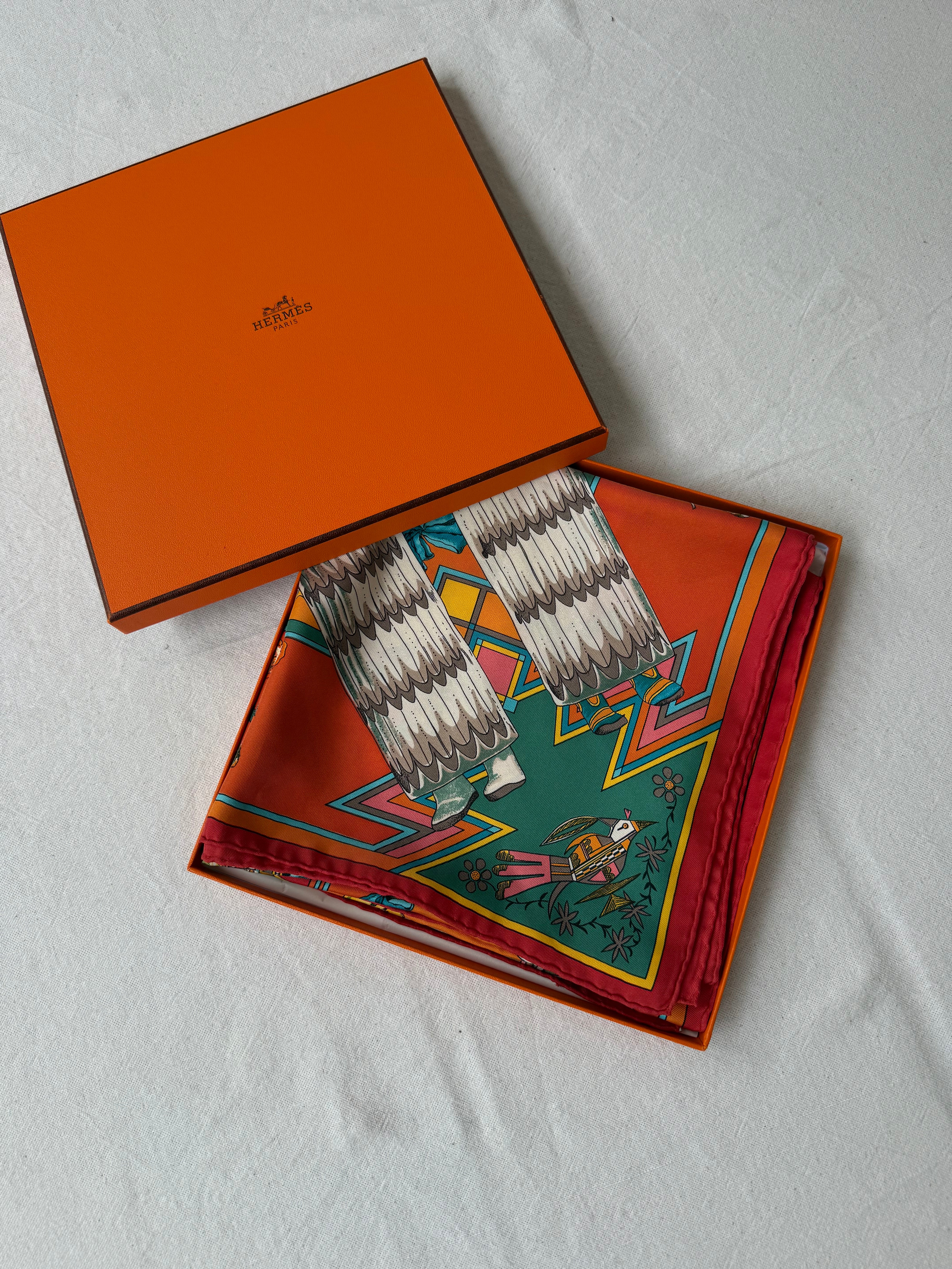 Foulard Hermès – Modèle Kachinas