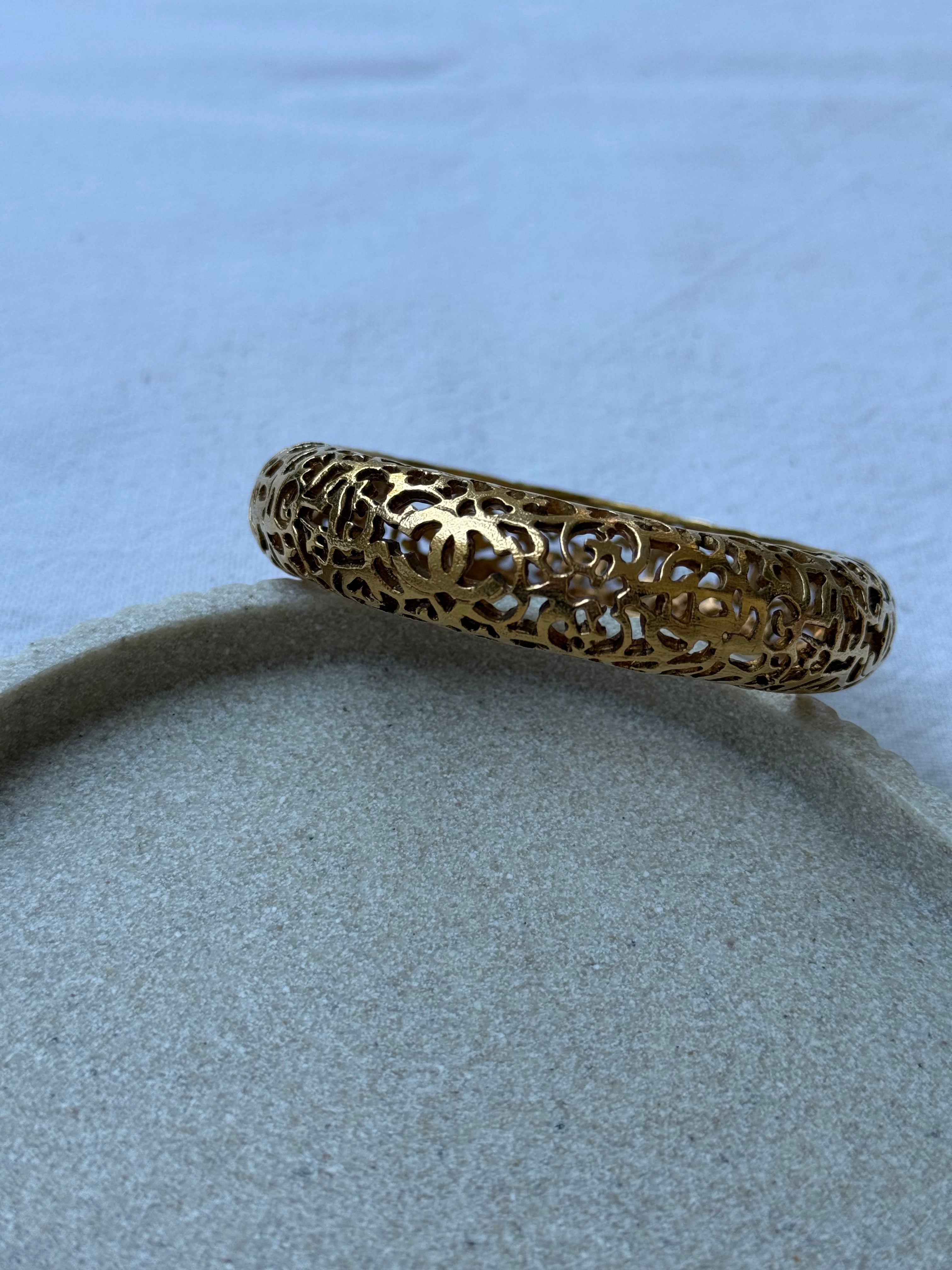 Bracelet Chanel vintage - Jonc dentelle CC