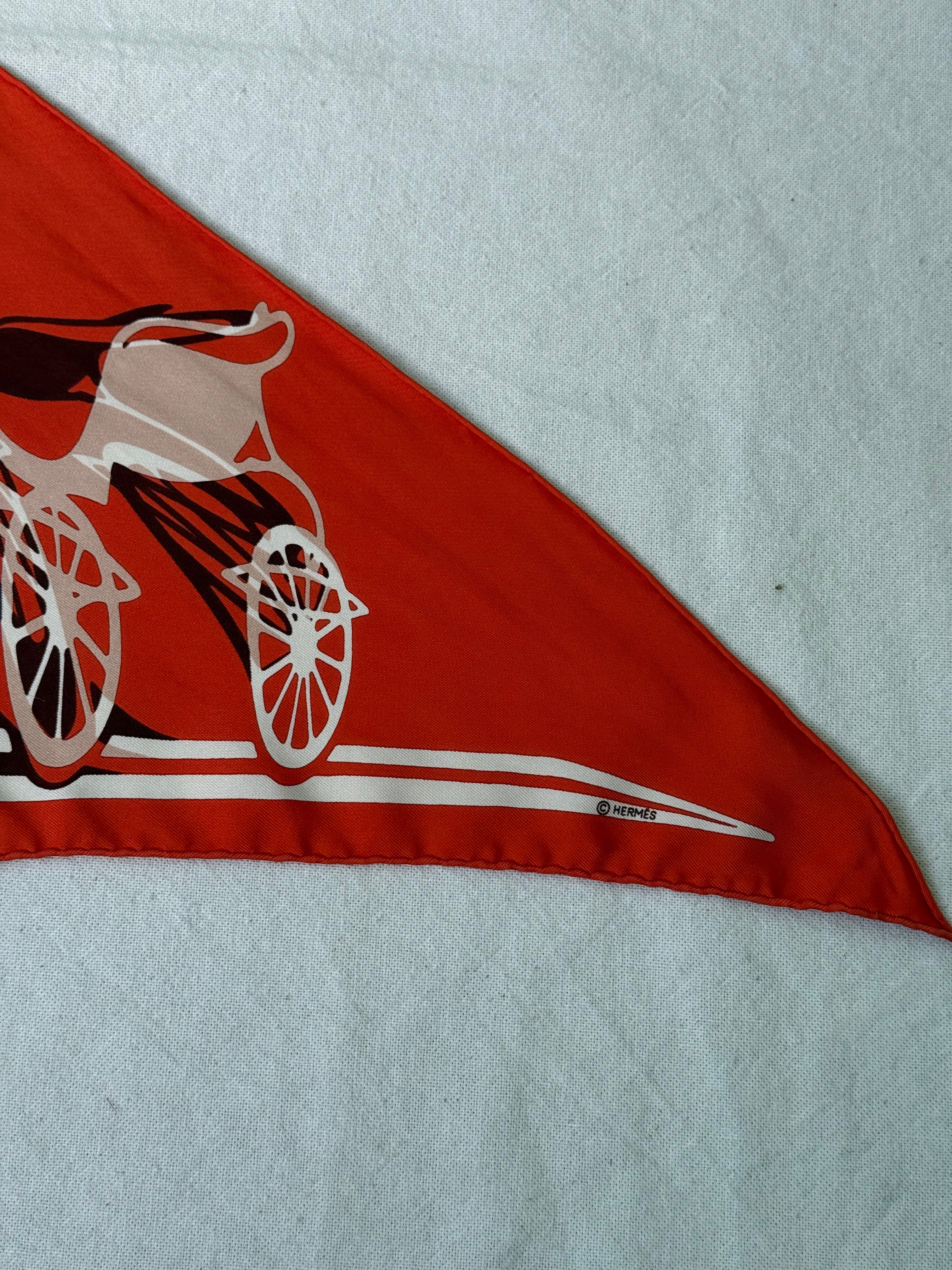 Triangle Hermès – Modèle Calèche Élastique orange