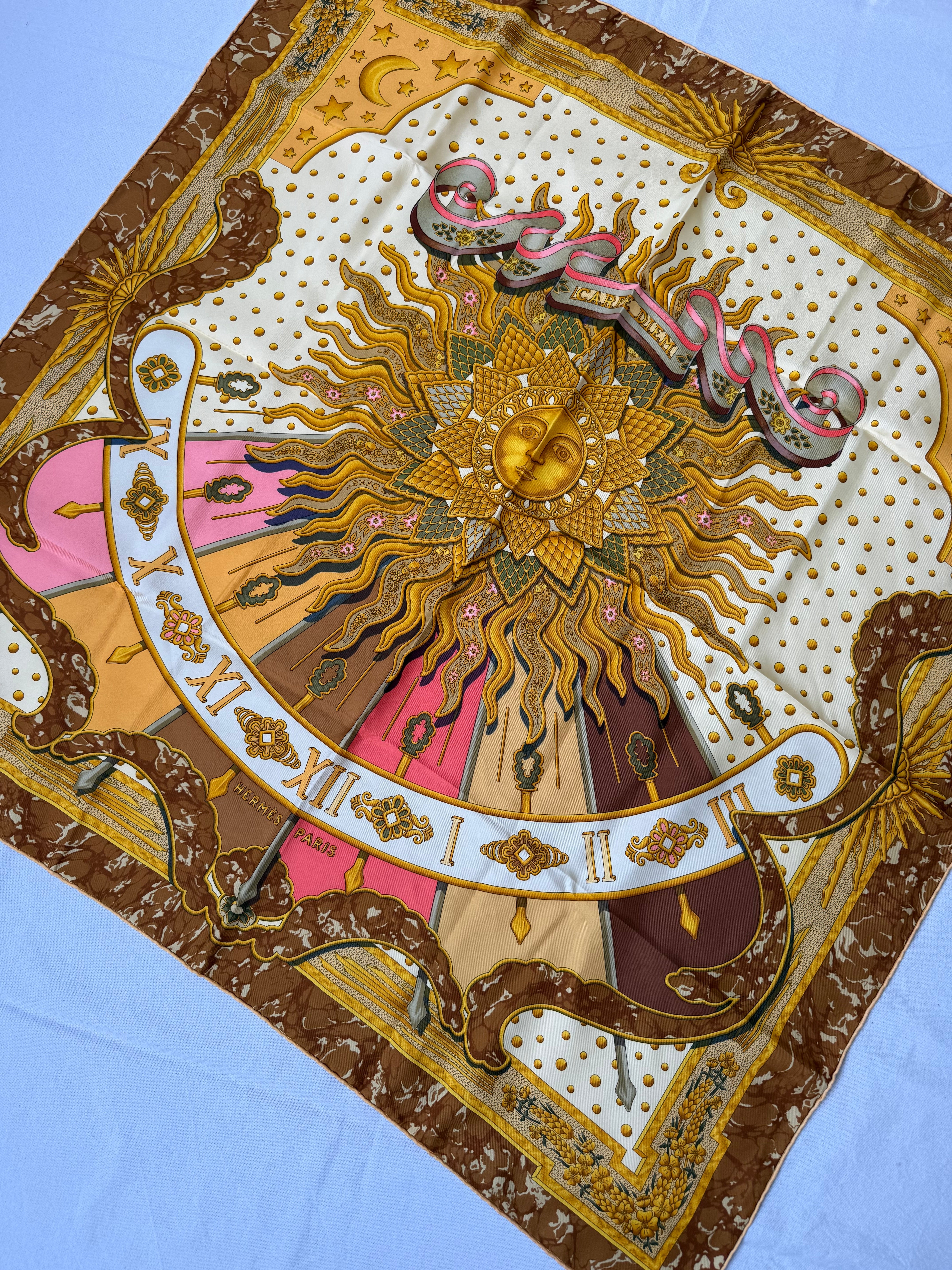 Foulard Hermès – Modèle Carpe Diem