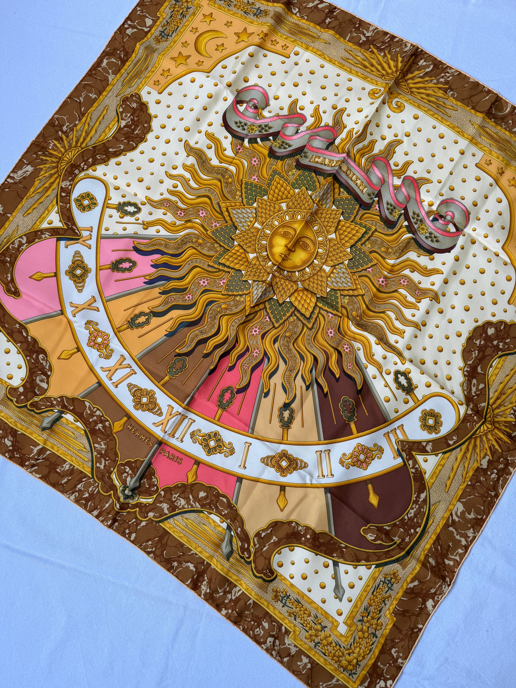 Foulard Hermès – Modèle Carpe Diem