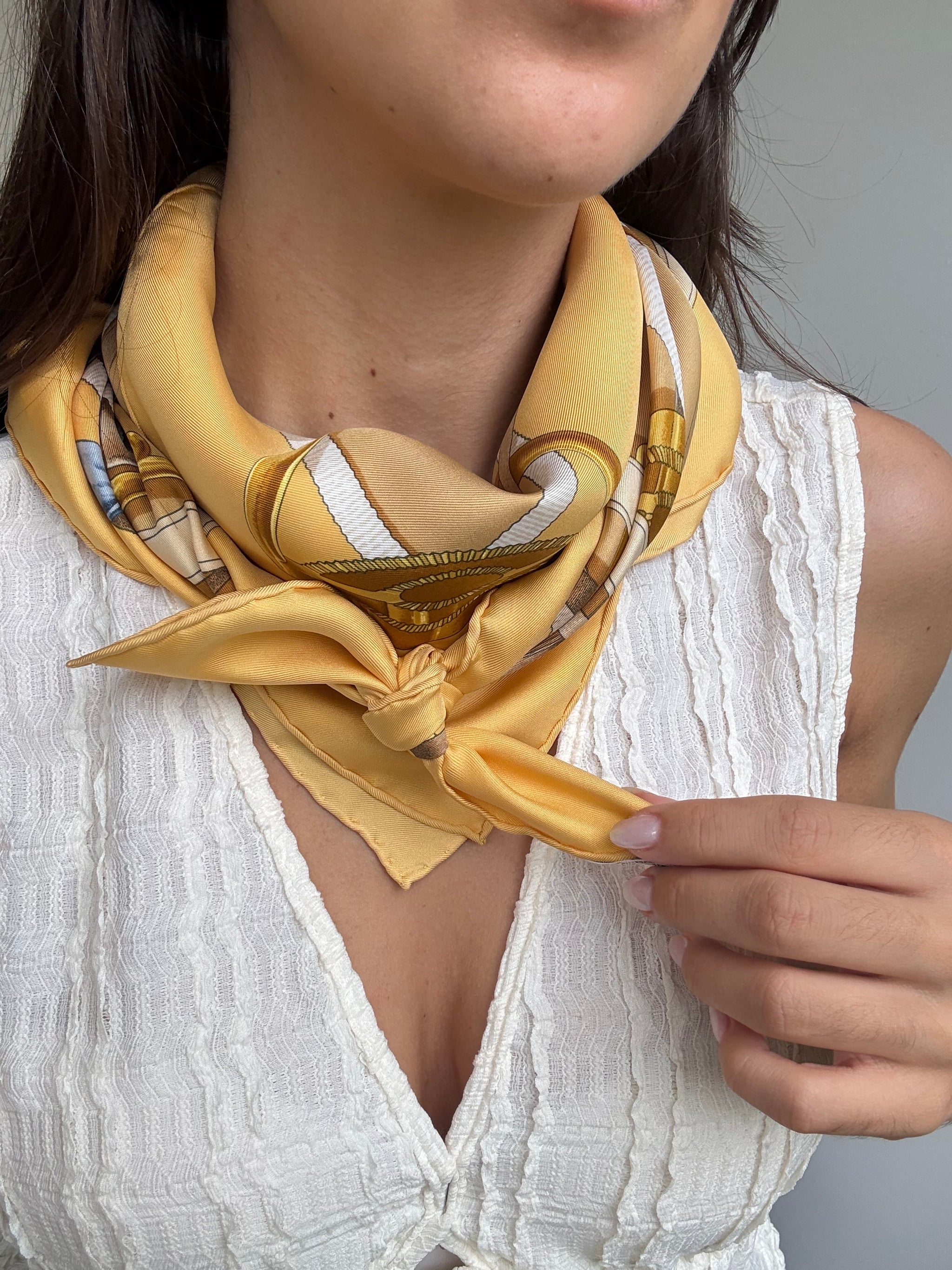 Foulard Hermès – modèle Grand Manège