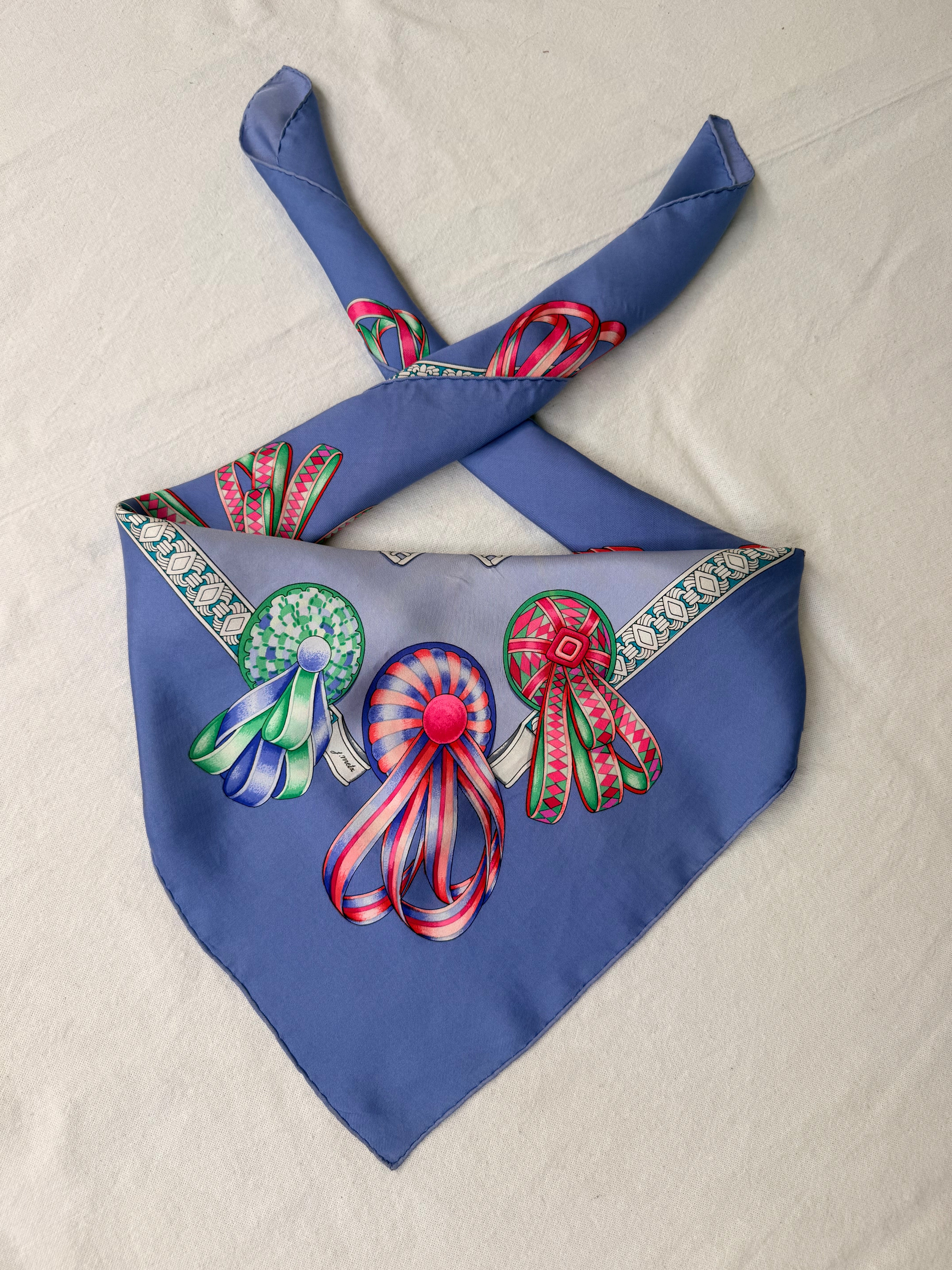 Foulard Hermès – Modèle Les Rubans Du Cheval