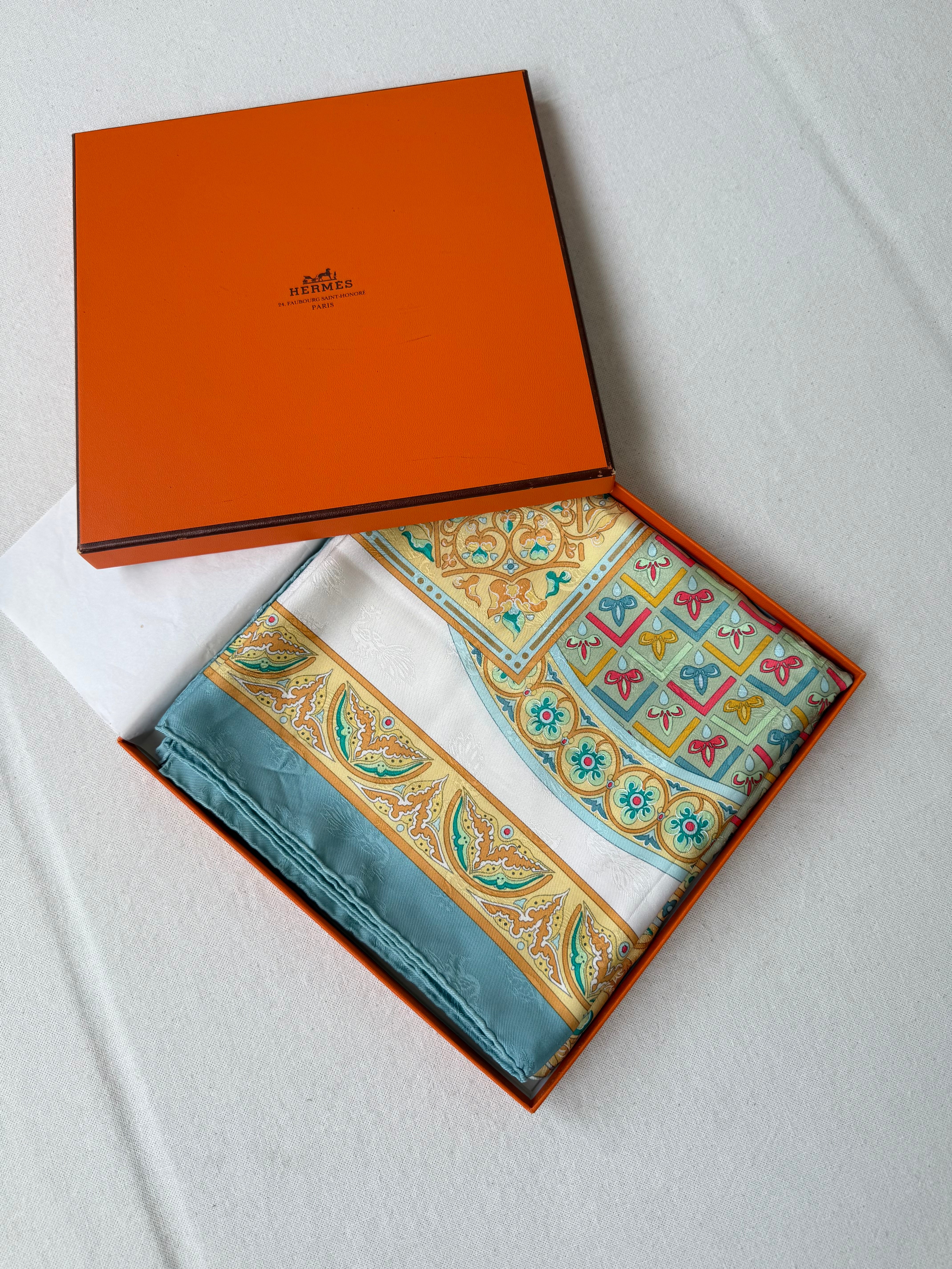 Foulard Hermès – Modèle Ciels Byzantins