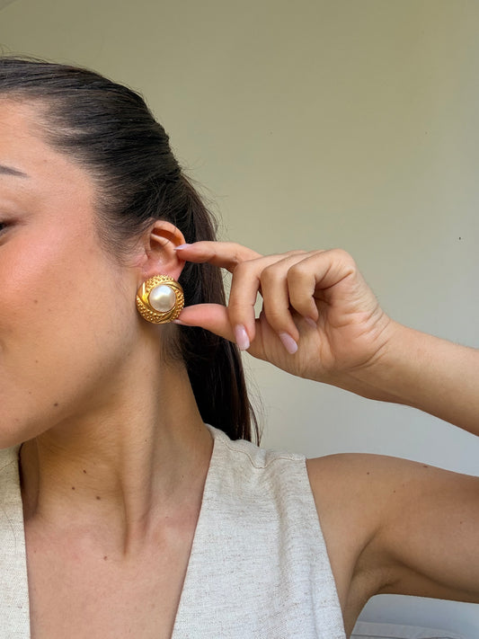 Boucles d’oreilles Agatha vintage - Rondes dorées et perles