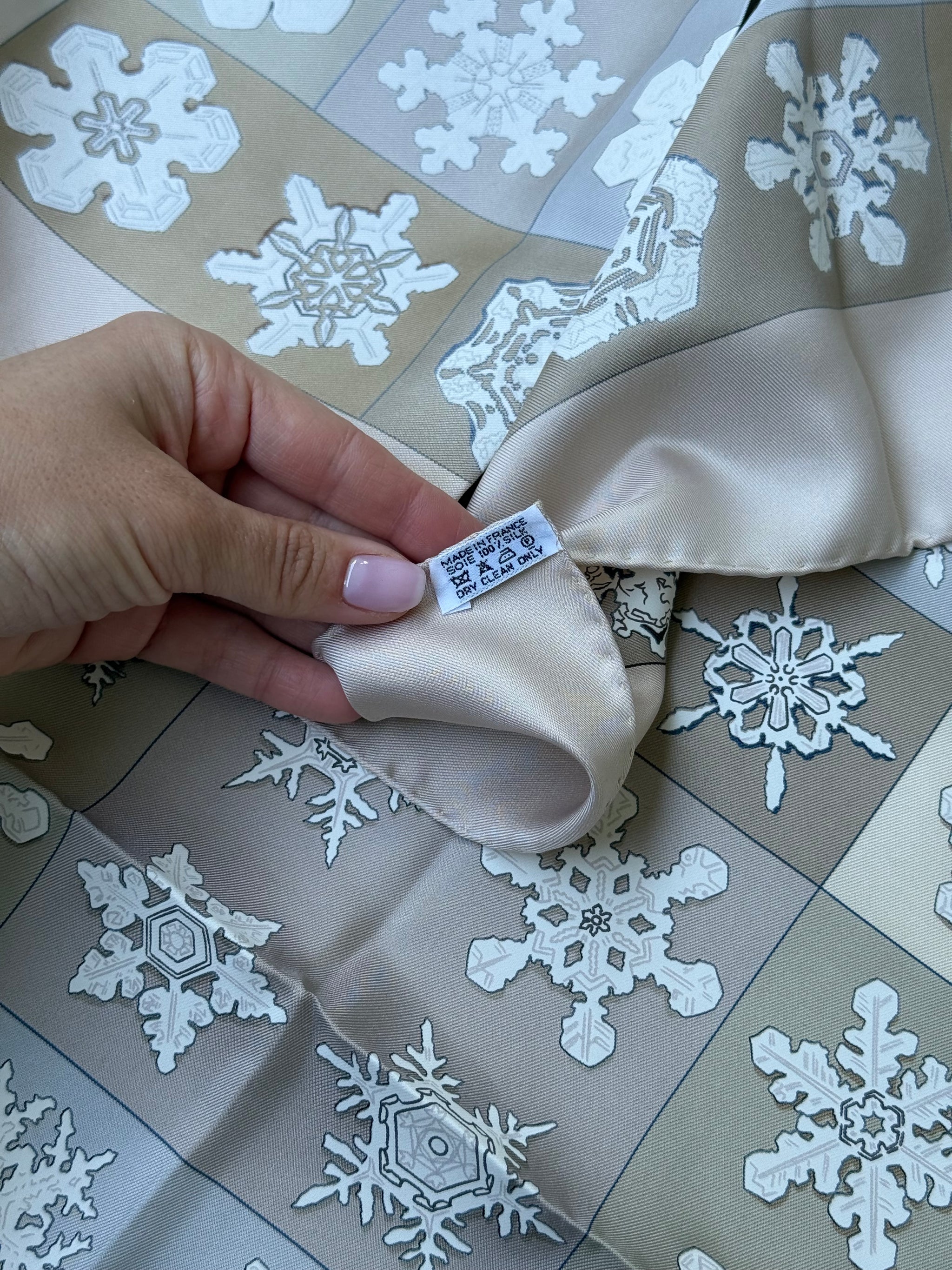 Foulard Hermès - Modèle Feux de l’Hiver