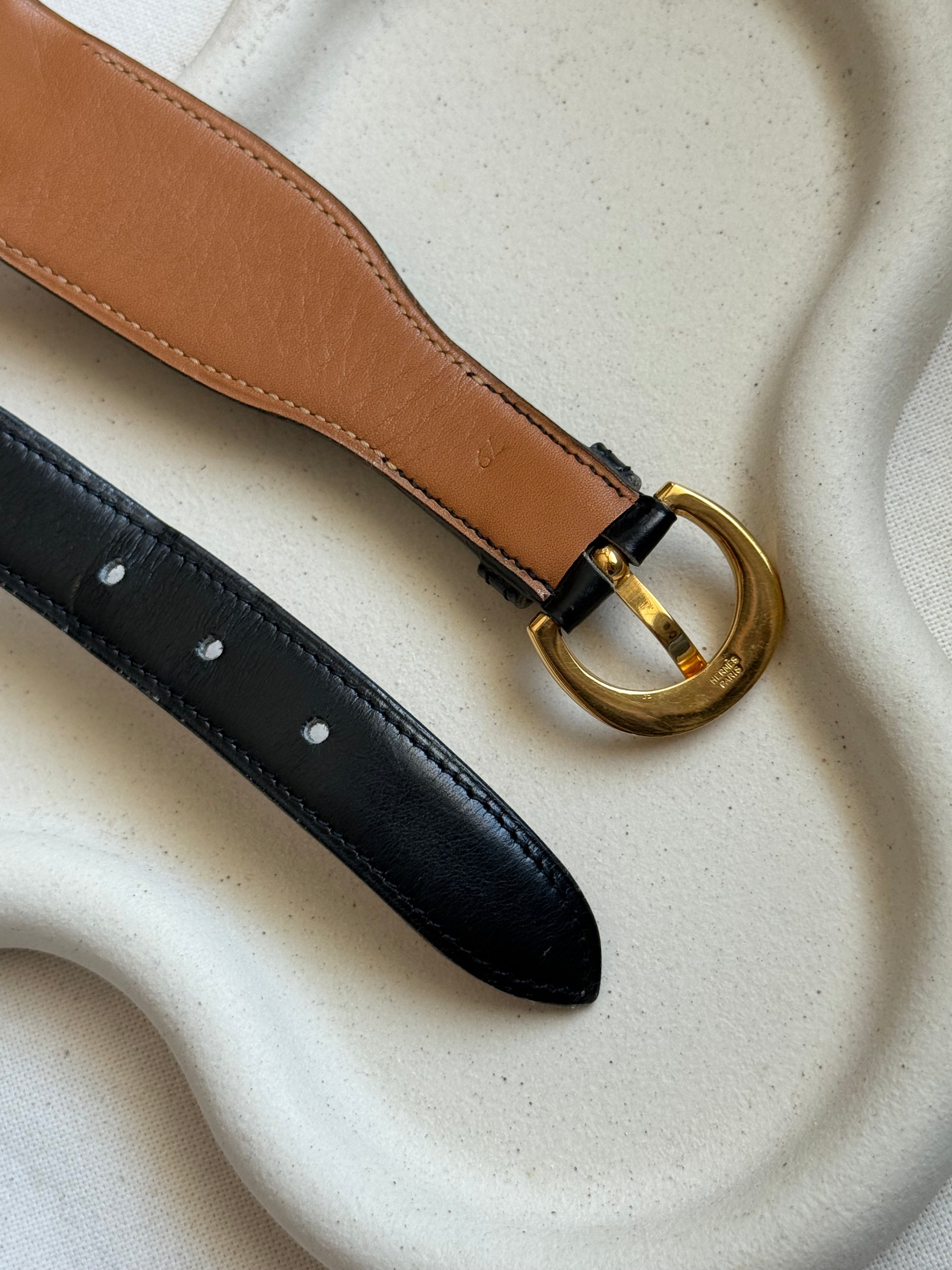 Ceinture Hermès vintage - Modèle corset noir à boucle dorée