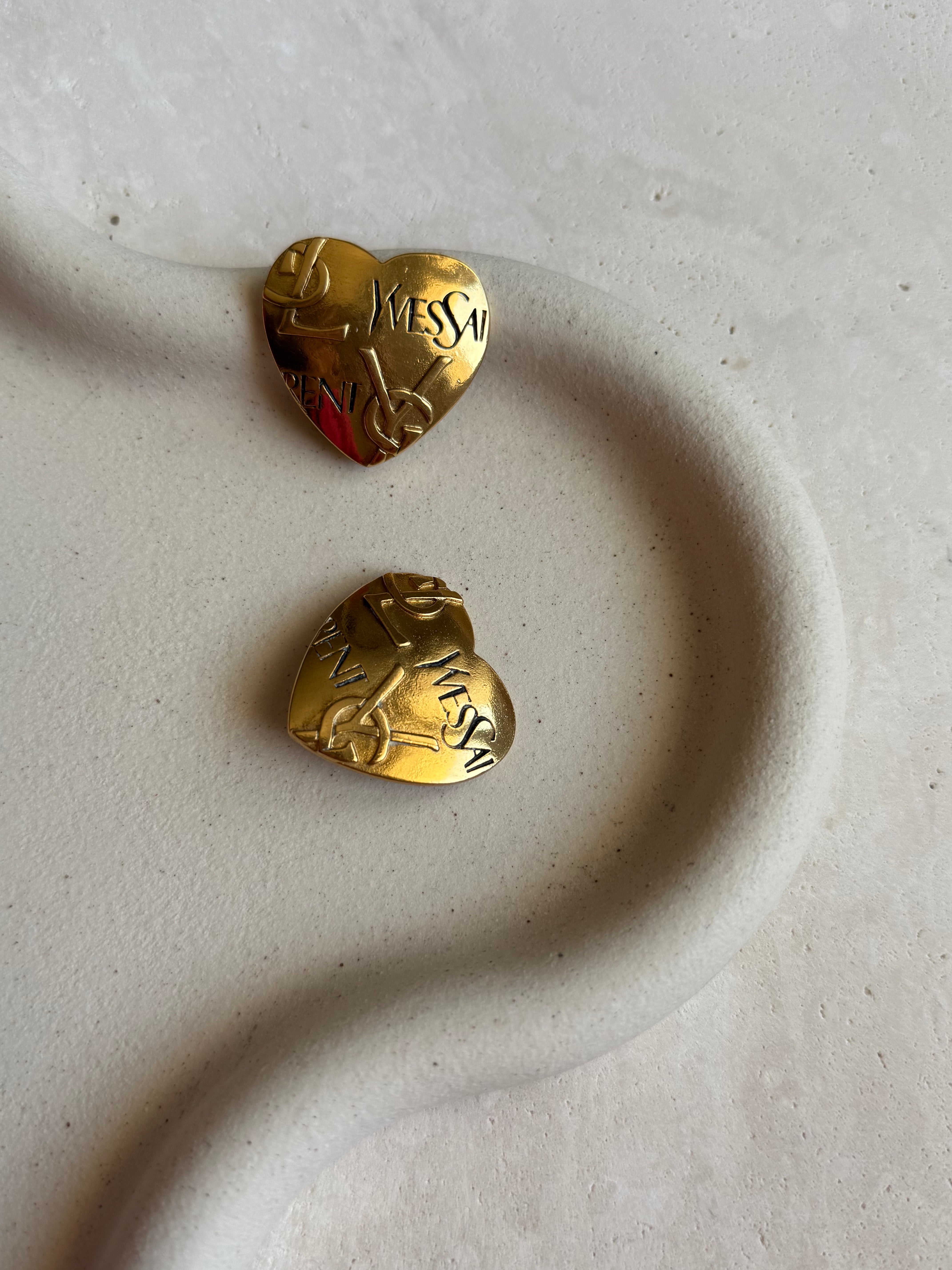 Boucles d’oreilles YSl vintage - Coeurs inscriptions