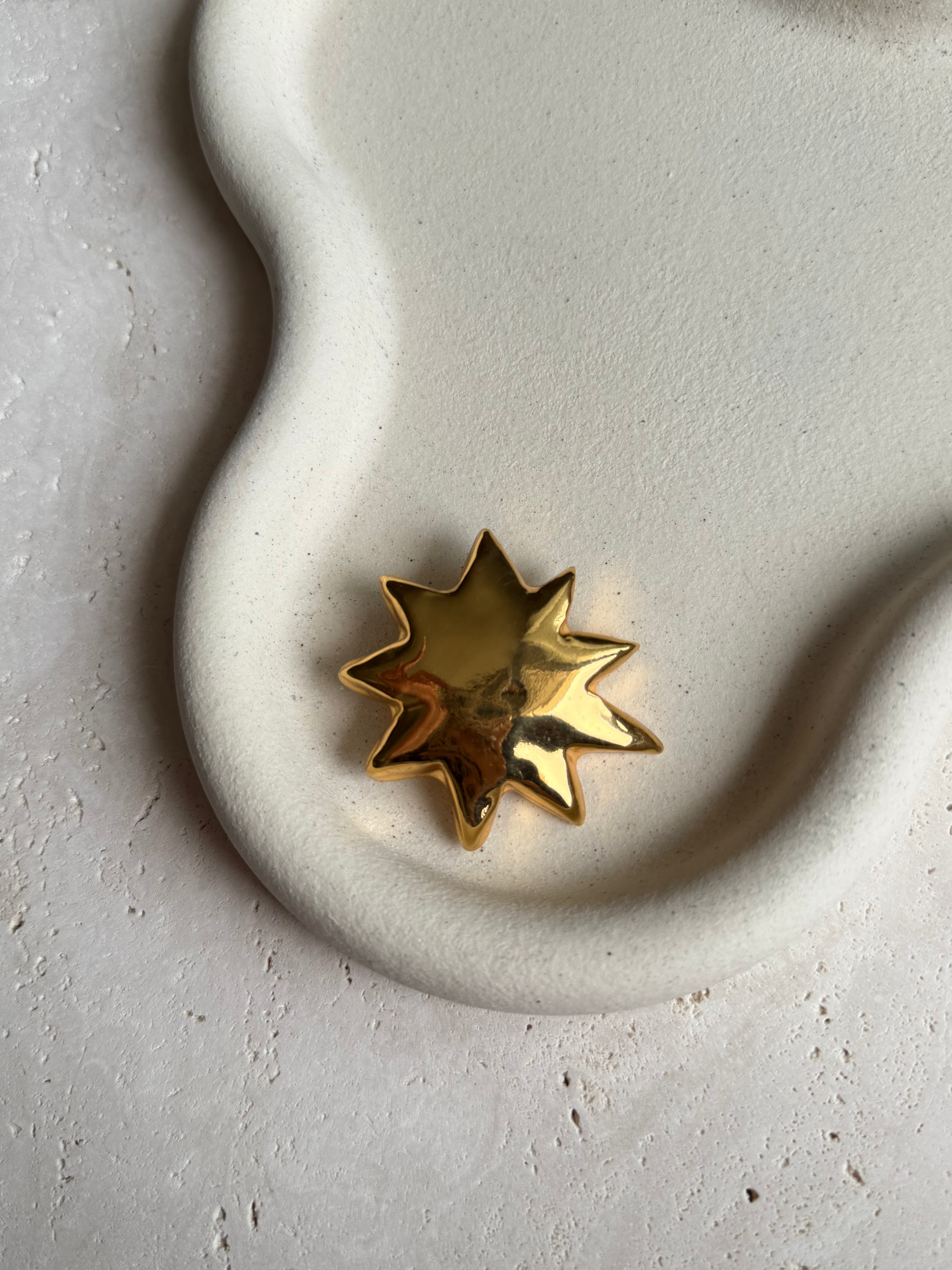 Broche Christian Lacroix vintage - Soleil doré