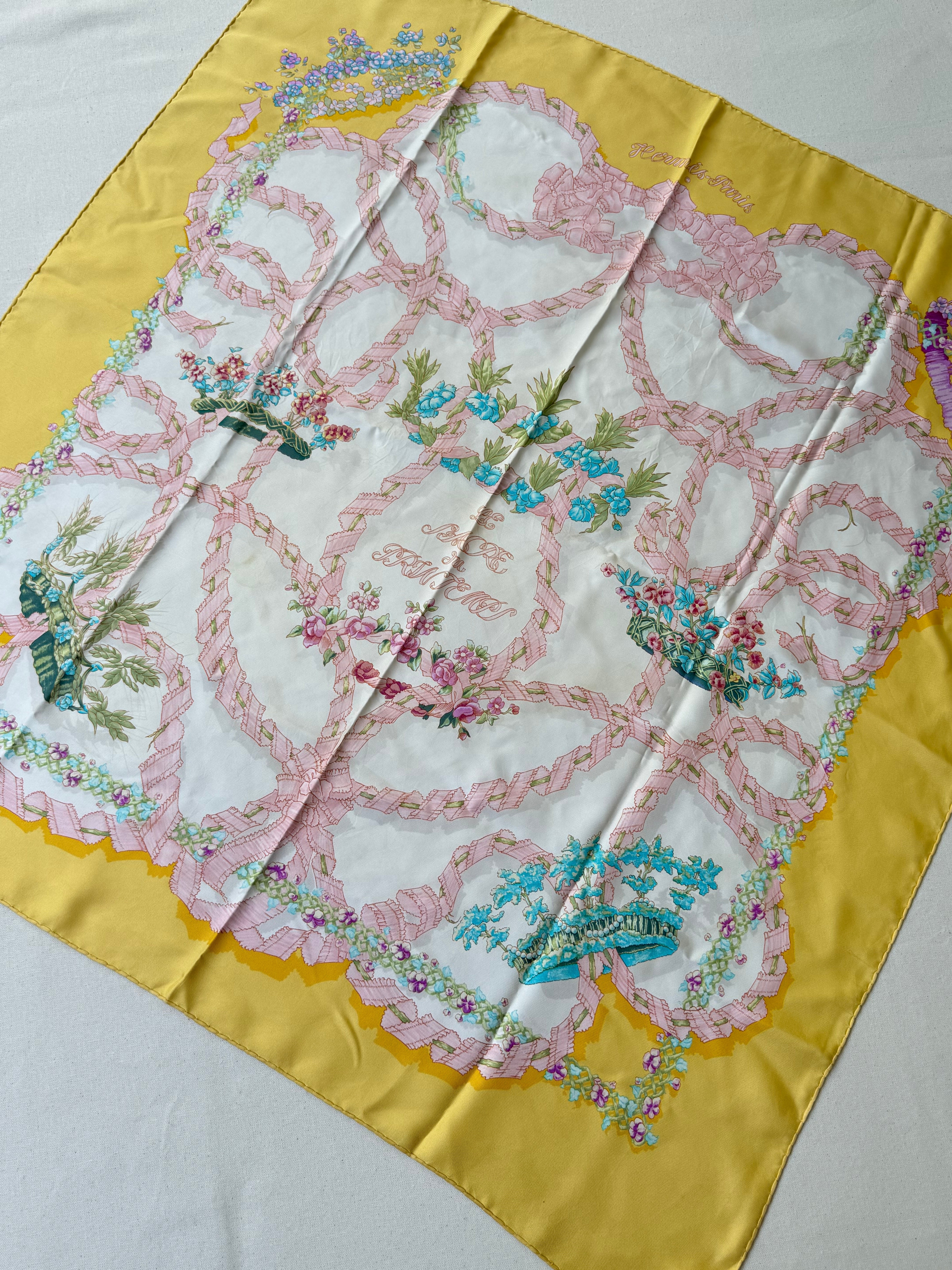 Foulard Hermès – Modèle Le Sacre du Printemps
