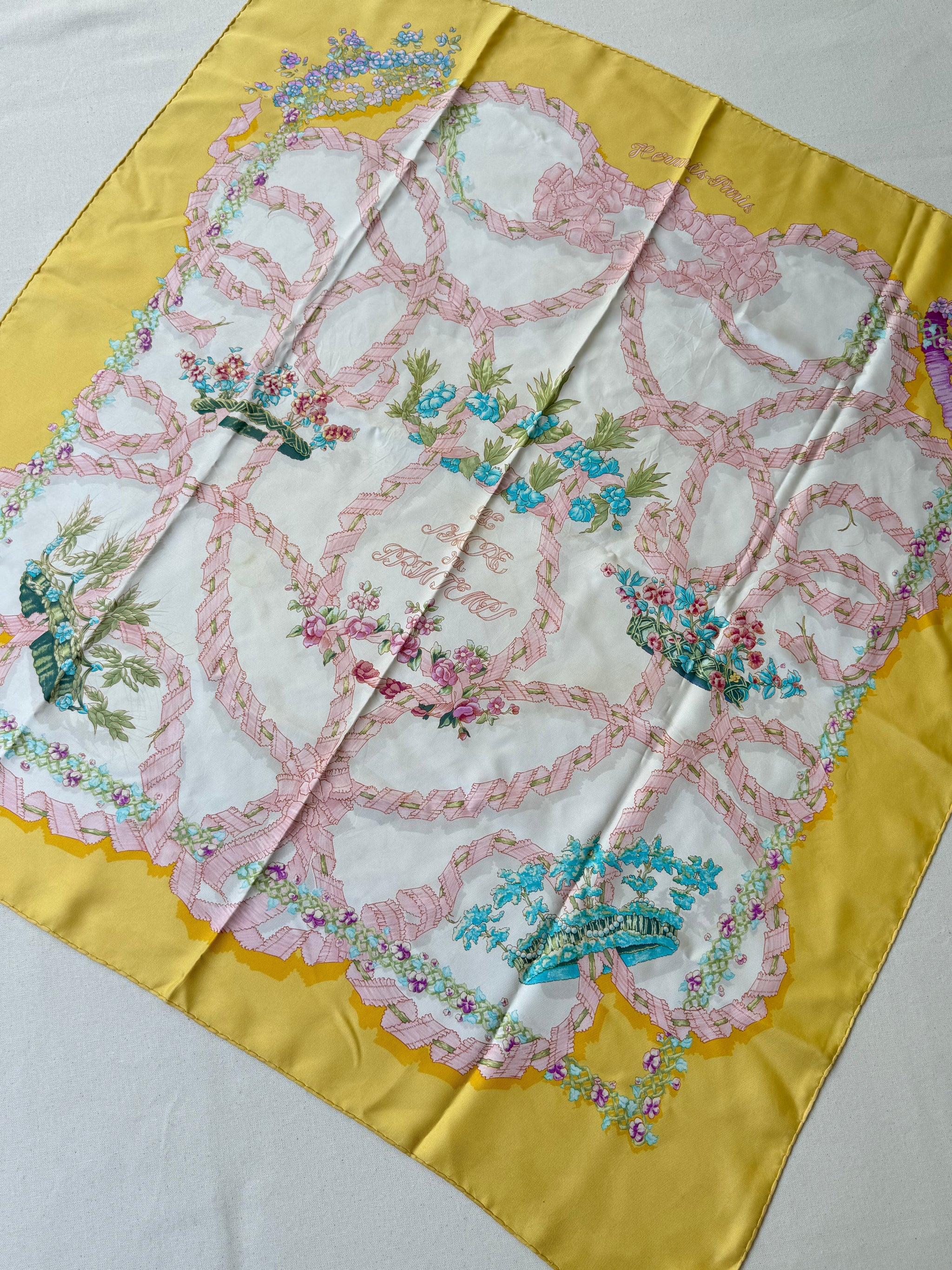 Foulard Hermès – Modèle Le Sacre du Printemps