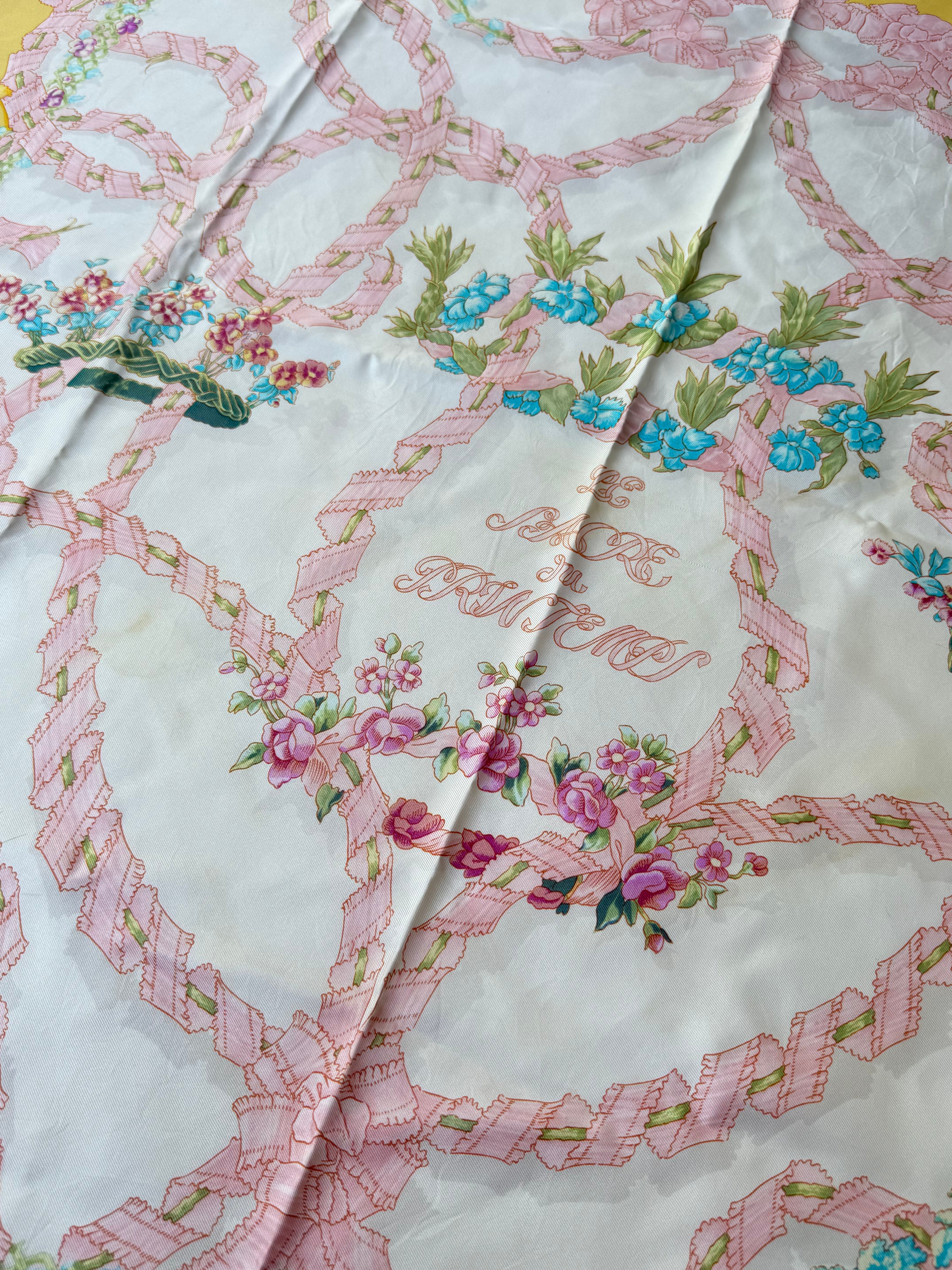 Foulard Hermès – Modèle Le Sacre du Printemps