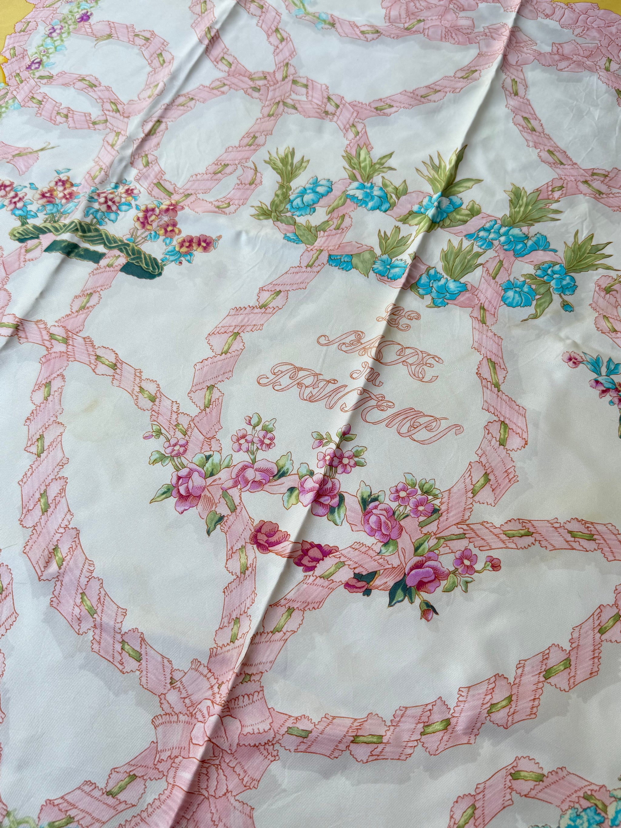 Foulard Hermès – Modèle Le Sacre du Printemps