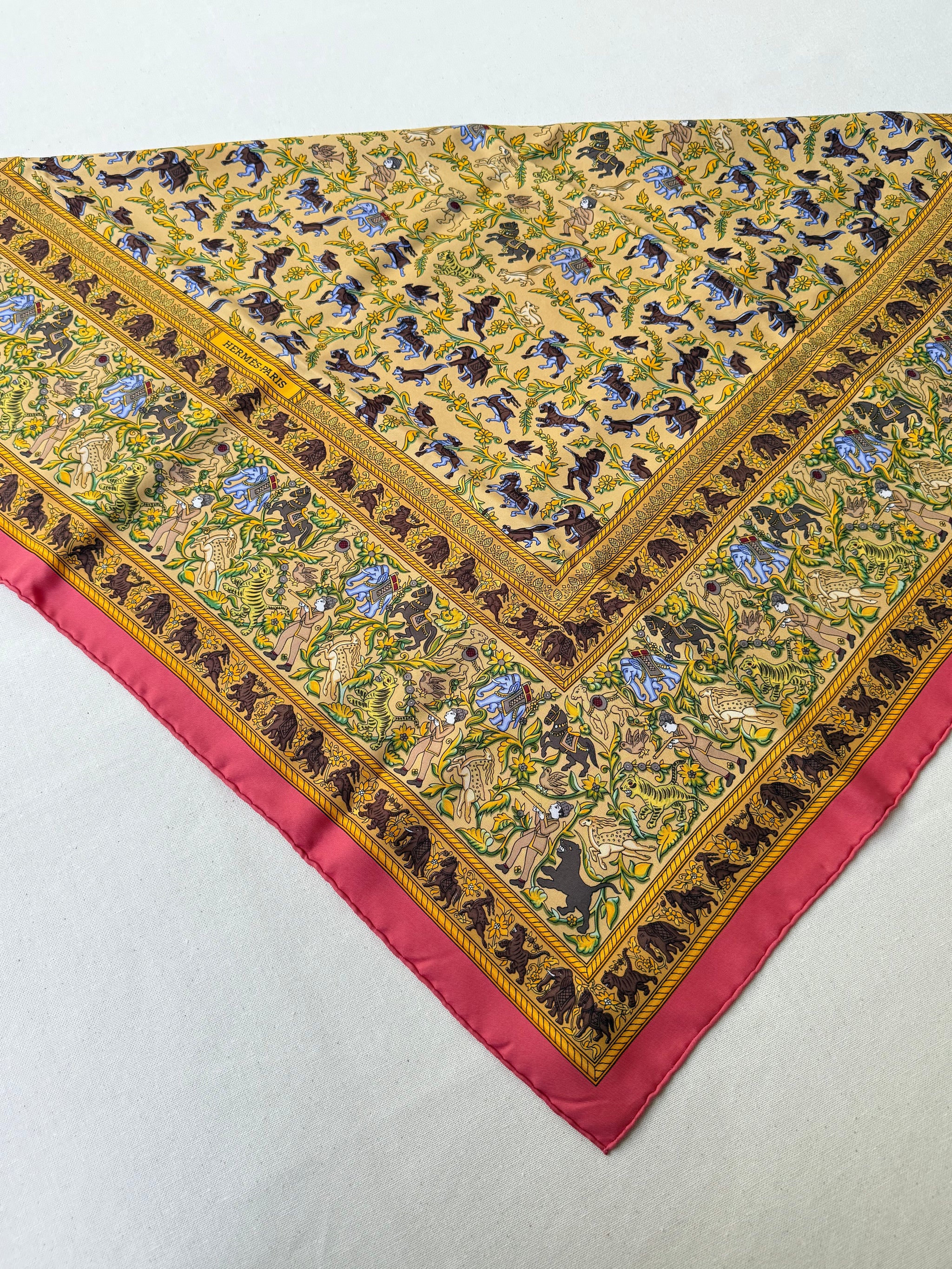 Foulard Hermès – Modèle Chasse en Inde