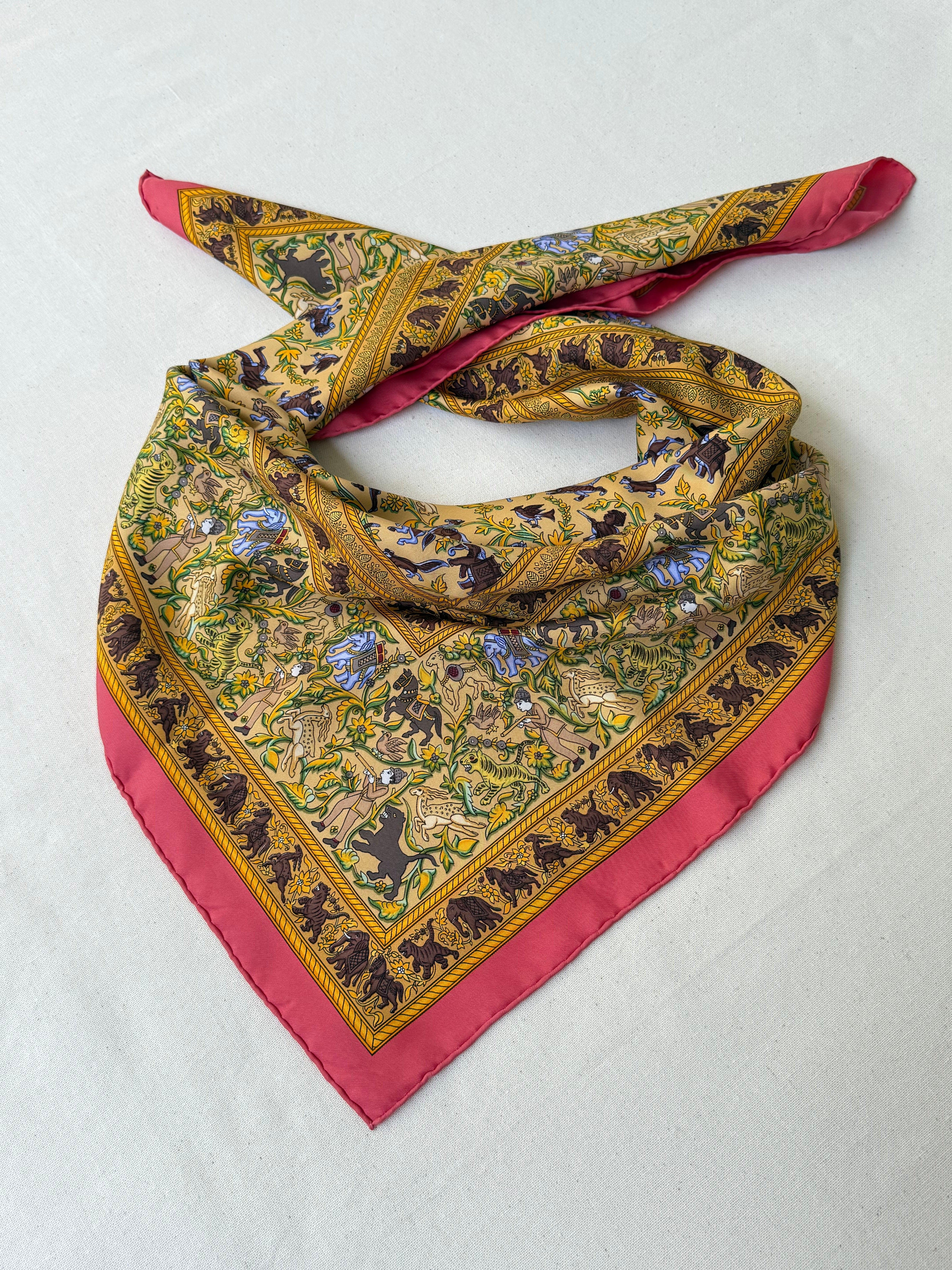 Foulard Hermès – Modèle Chasse en Inde