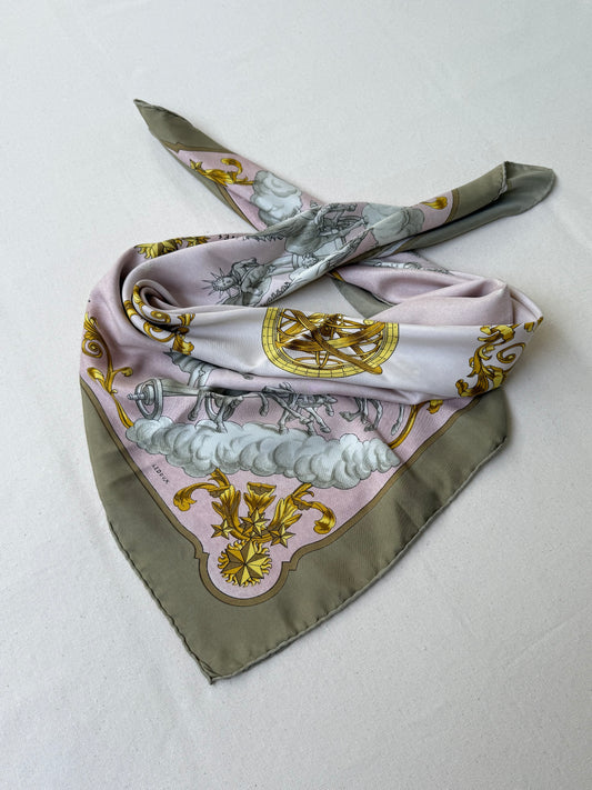 Foulard Hermès – Modèle Cosmos