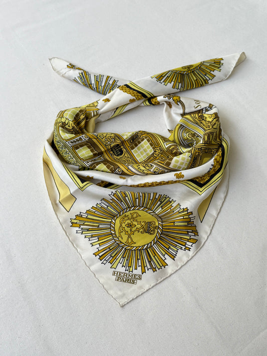 Foulard Hermès – Modèle Soleil Royal