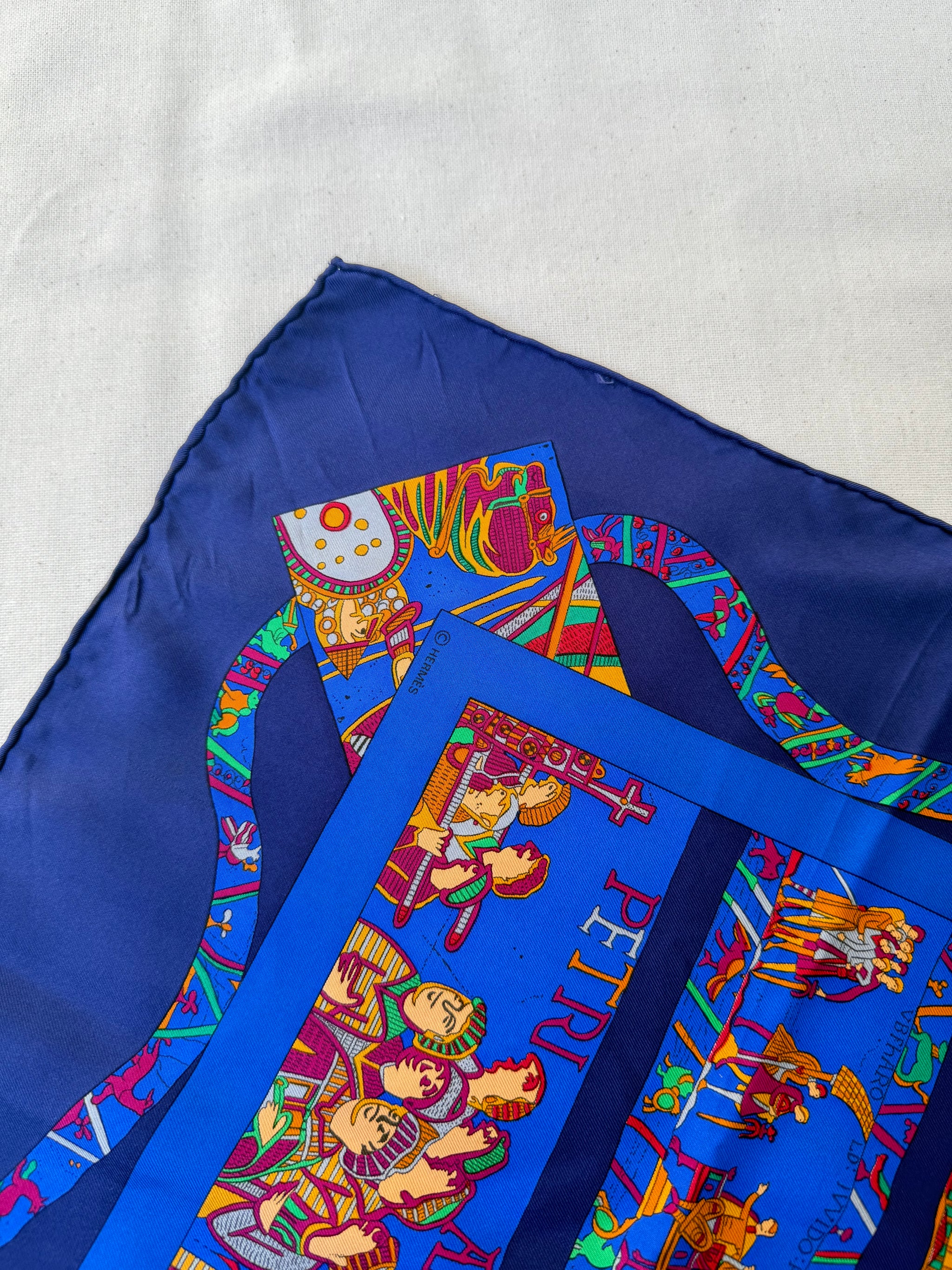 Foulard Hermès – Modèle A la gloire de Guillaume