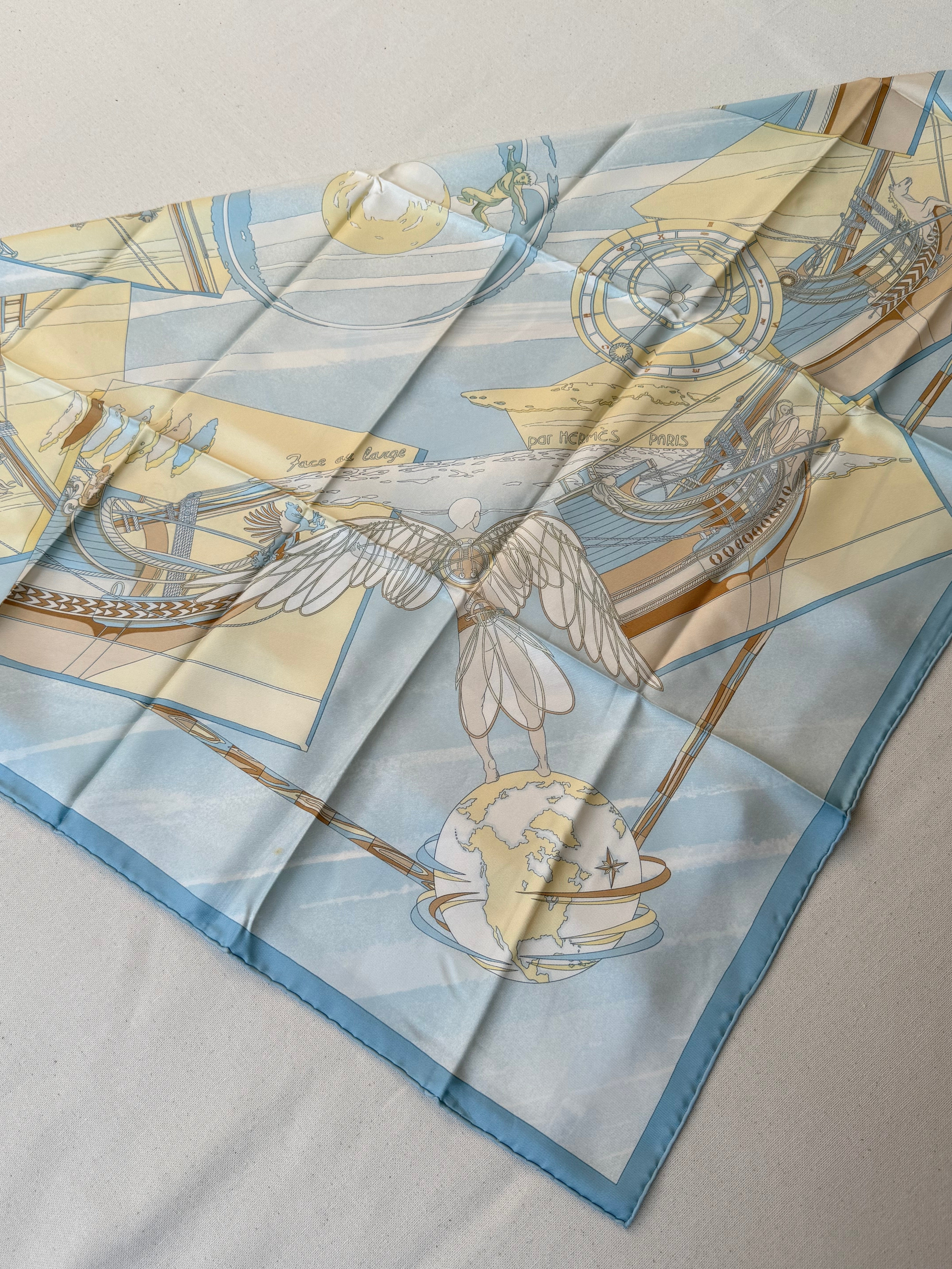 Foulard Hermès – Modèle Face au large