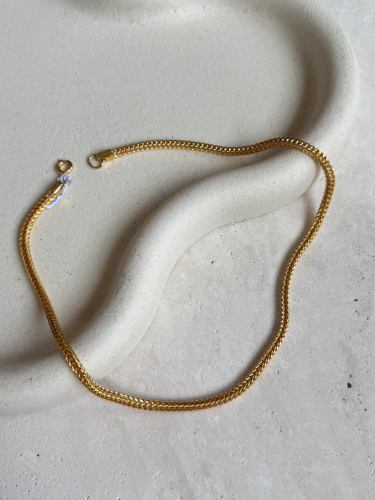 Collier vintage maille fine carrée