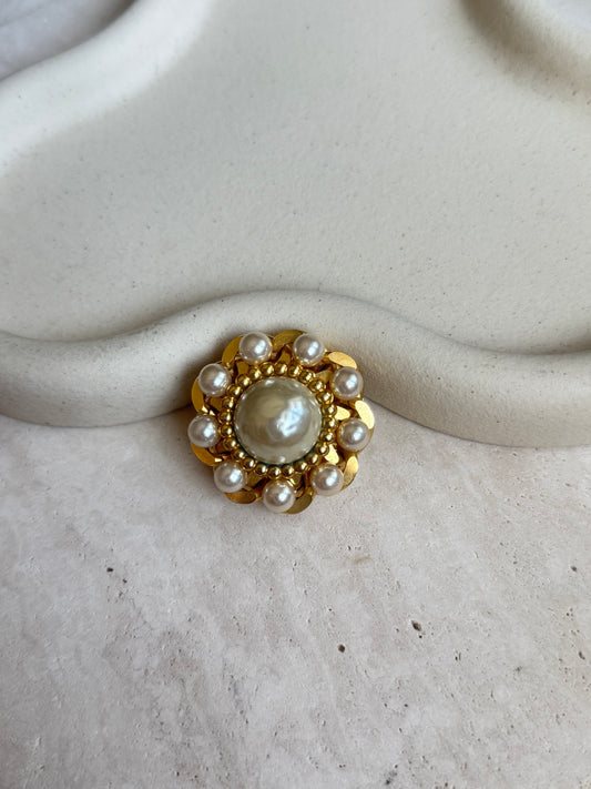 Broche perles fantaisies vintage