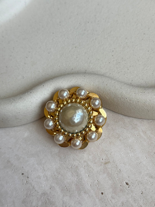 Broche perles fantaisies vintage