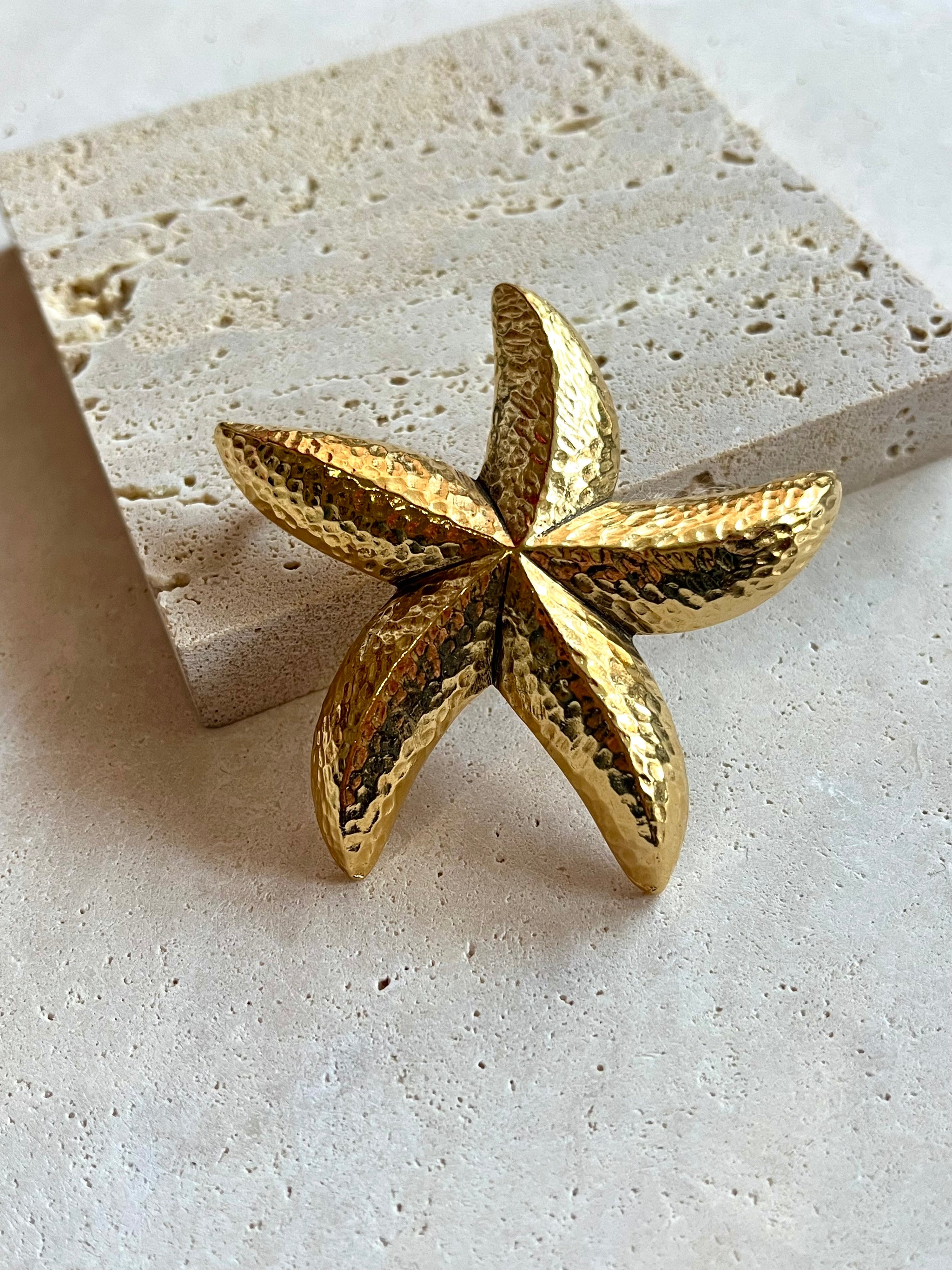 Broche Rochas vintage - Etoile de mer dorée
