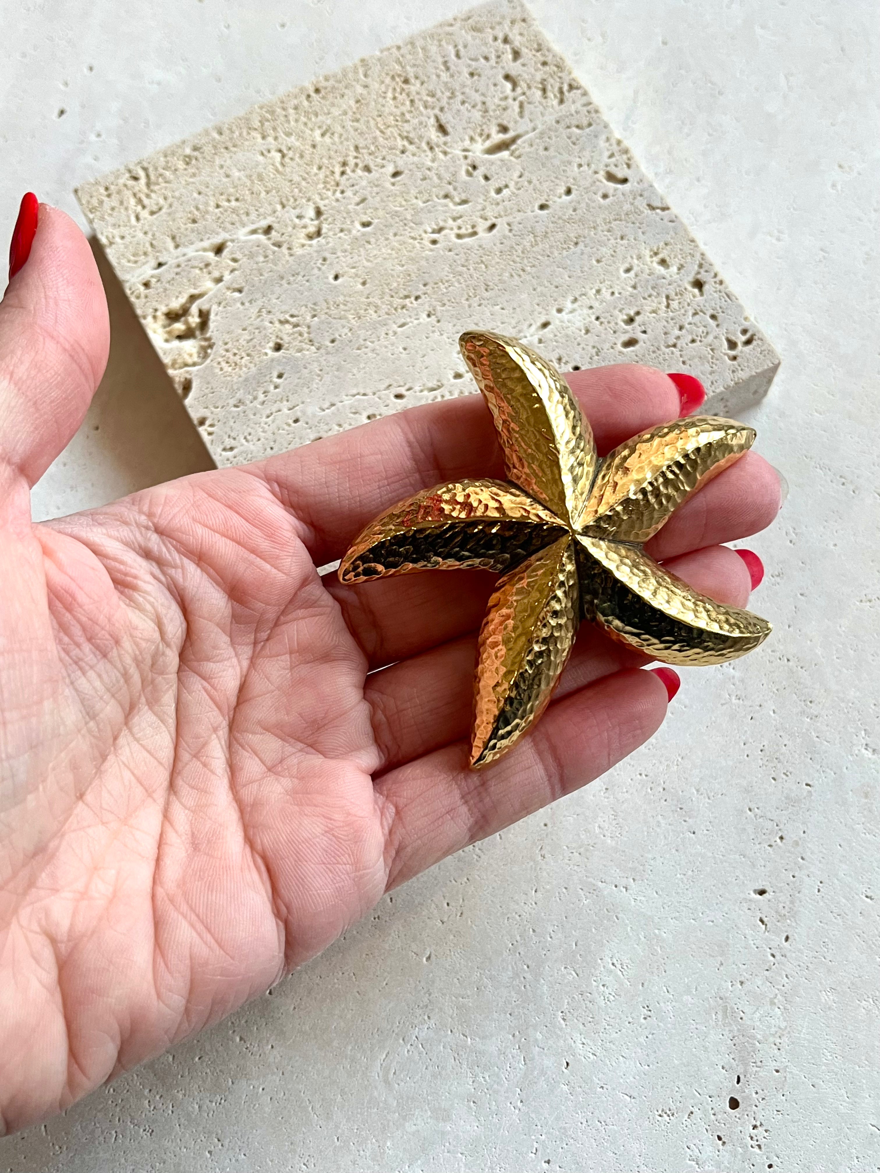 Broche Rochas vintage - Etoile de mer dorée