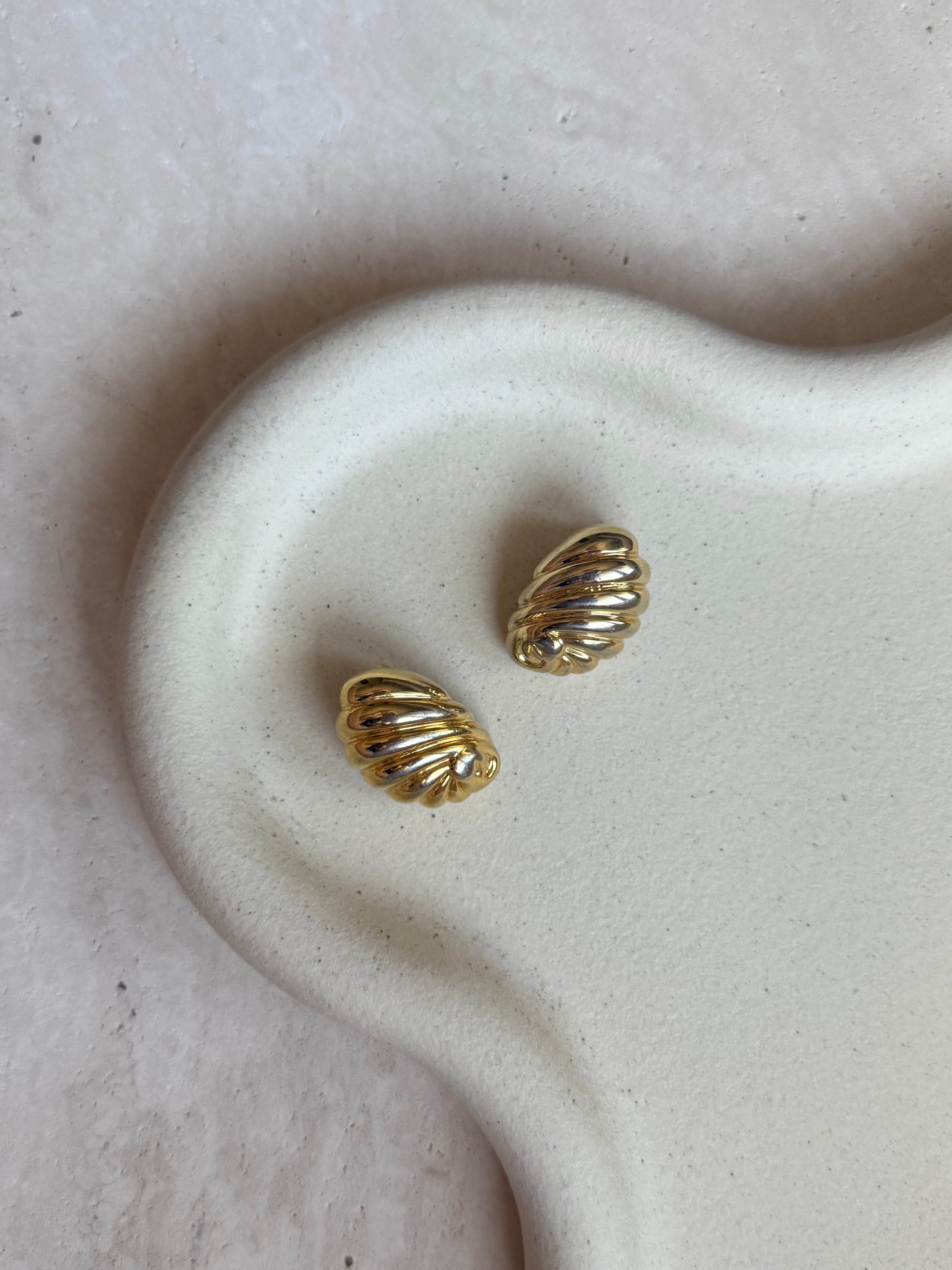 Boucles d’oreilles vintage escargots dorés