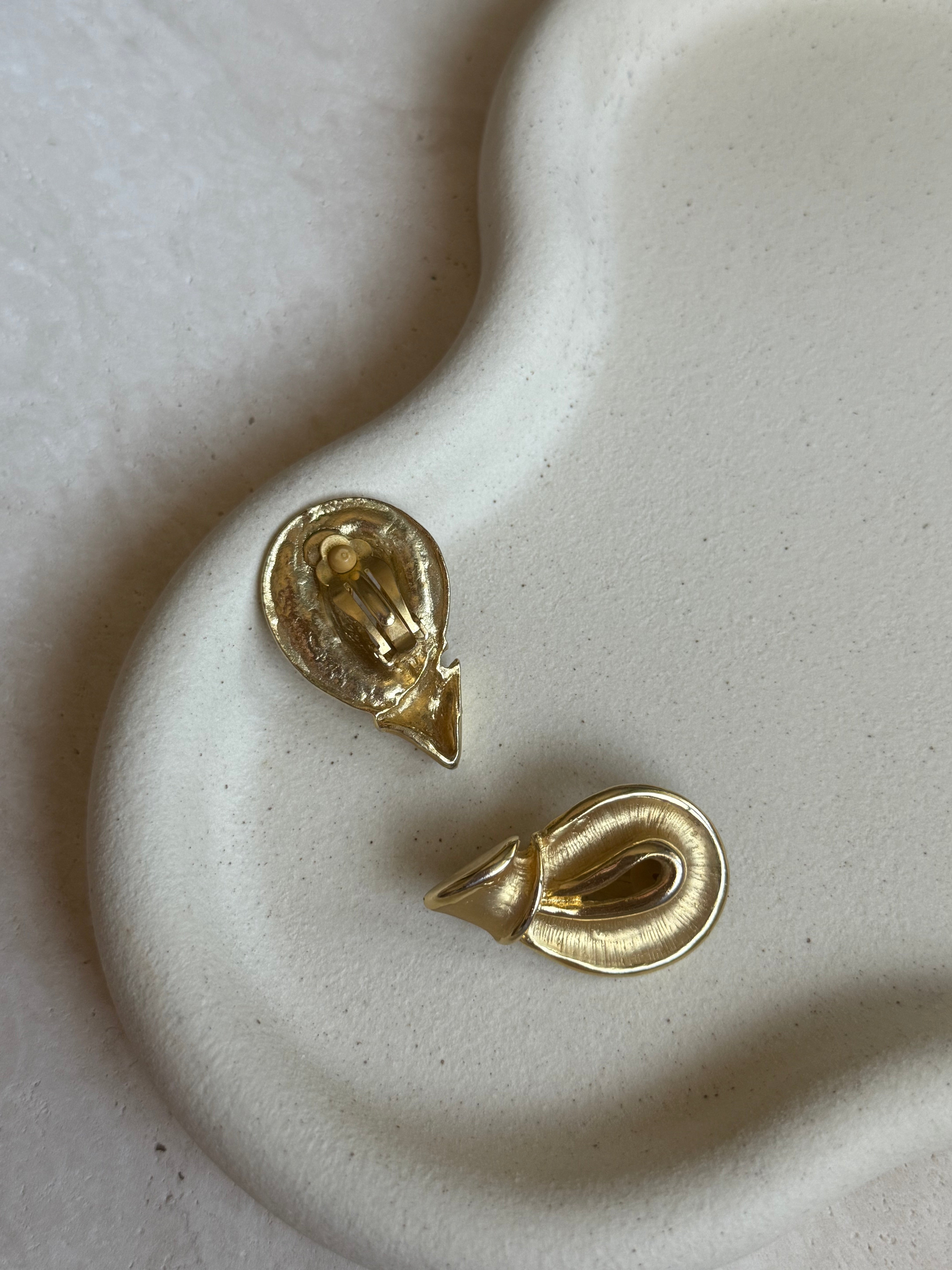 Boucles d’oreilles vintage - Noeud doré
