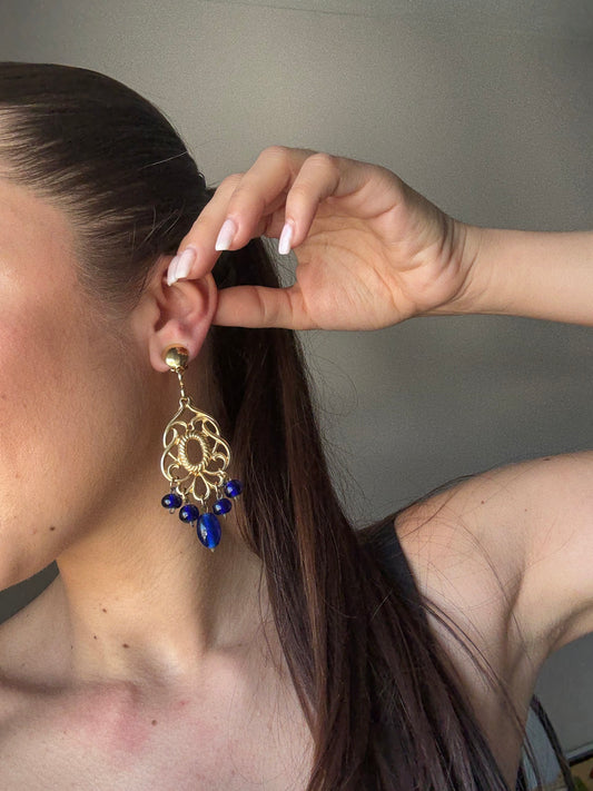 Boucles d’oreilles pendantes vintage - Arabesques et perles bleues