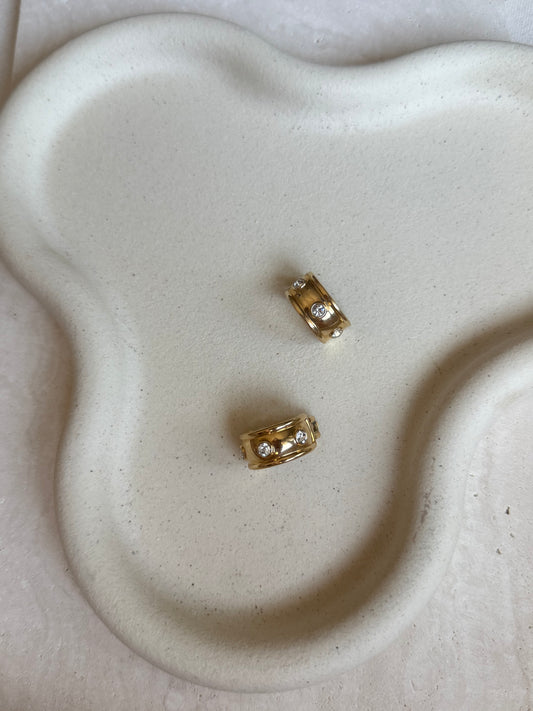 Boucles d’oreilles vintage créoles strass blancs