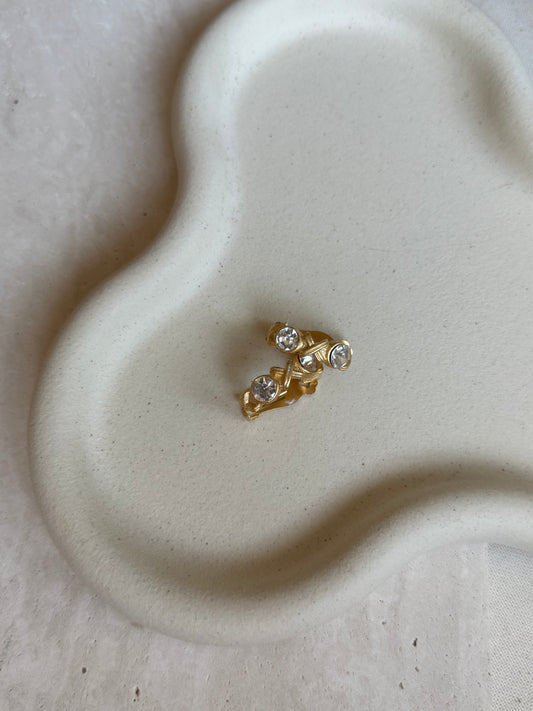 Boucles d’oreilles vintage - Créoles mattes strass blancs