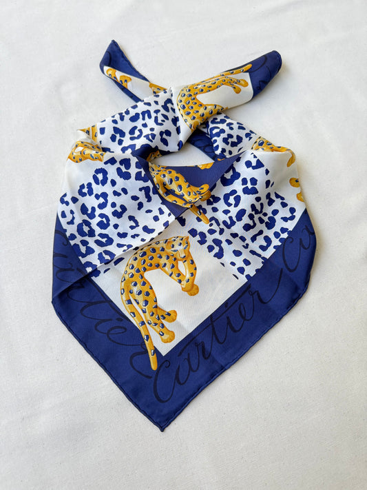 Foulard Cartier – Modèle bleu marine et panthères