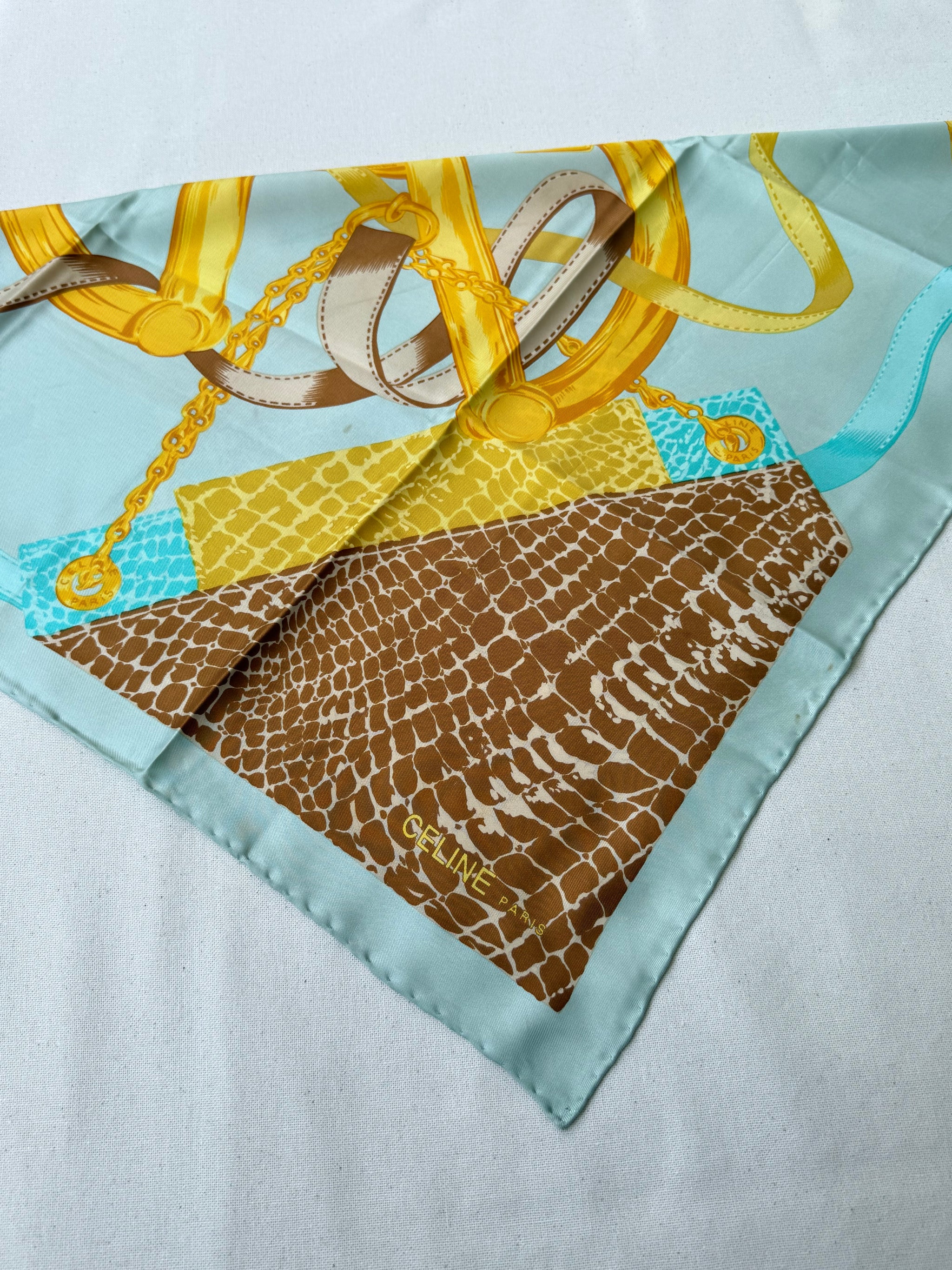 Foulard Céline – Modèle étriers et serpent