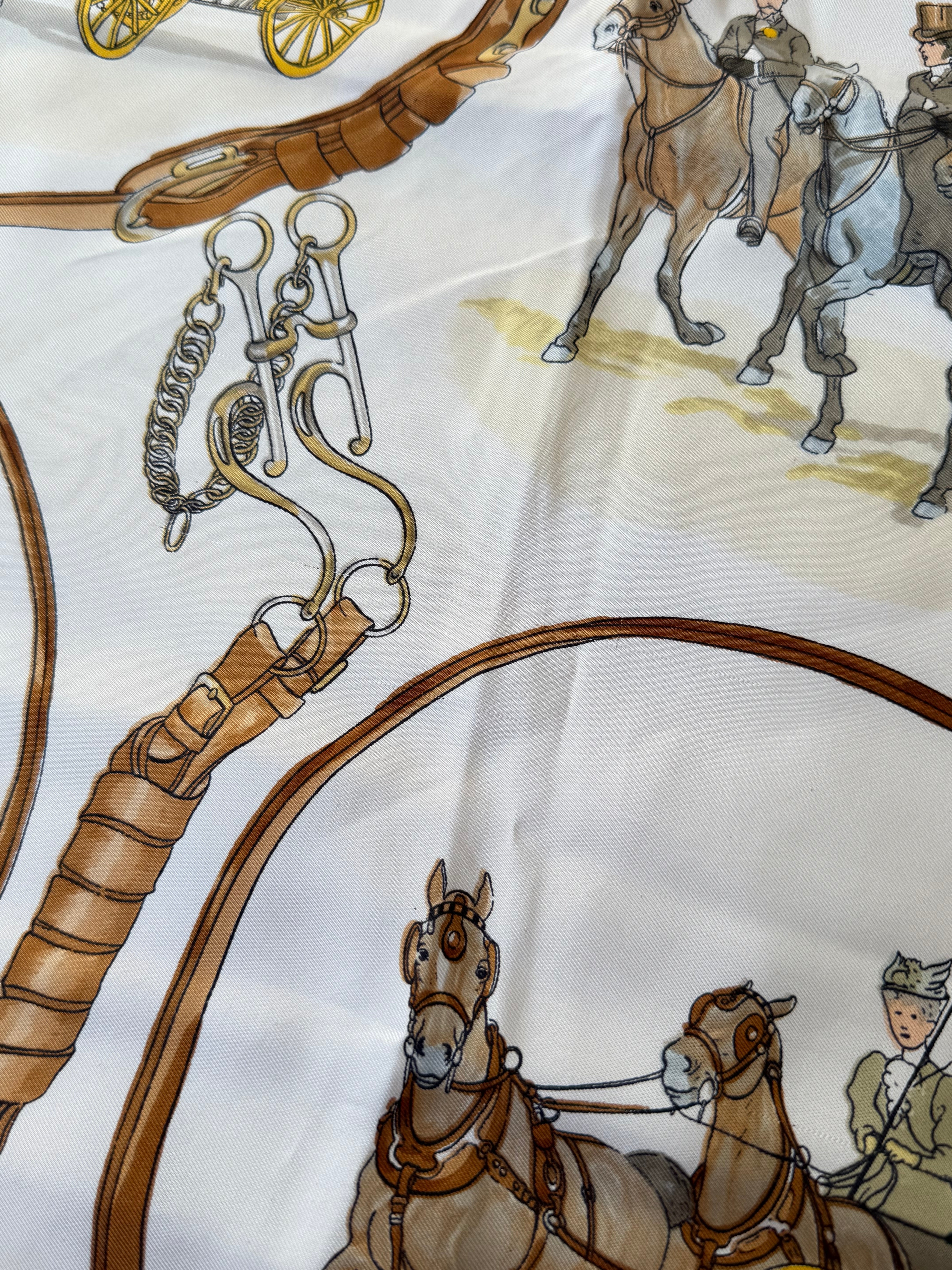 Foulard Hermès – Modèle Avenue des Acacias